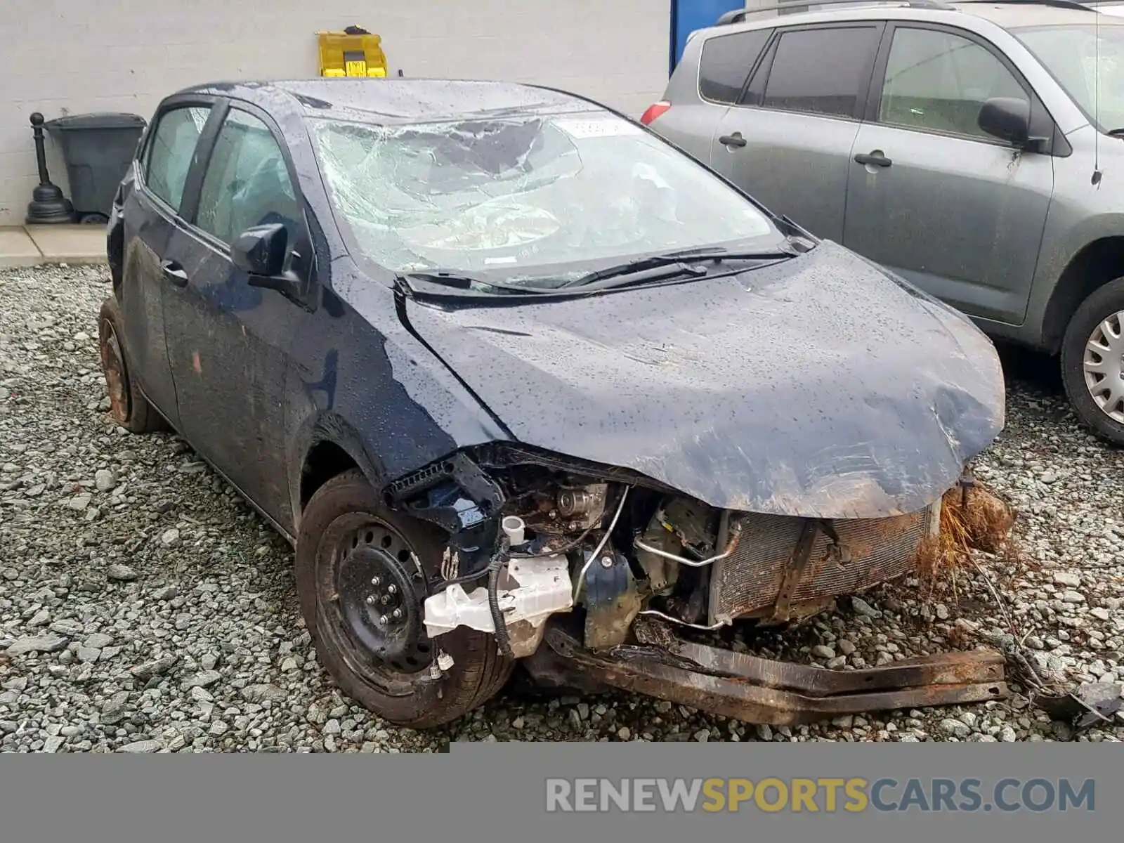 9 Photograph of a damaged car 5YFBURHE0KP948439 TOYOTA COROLLA 2019