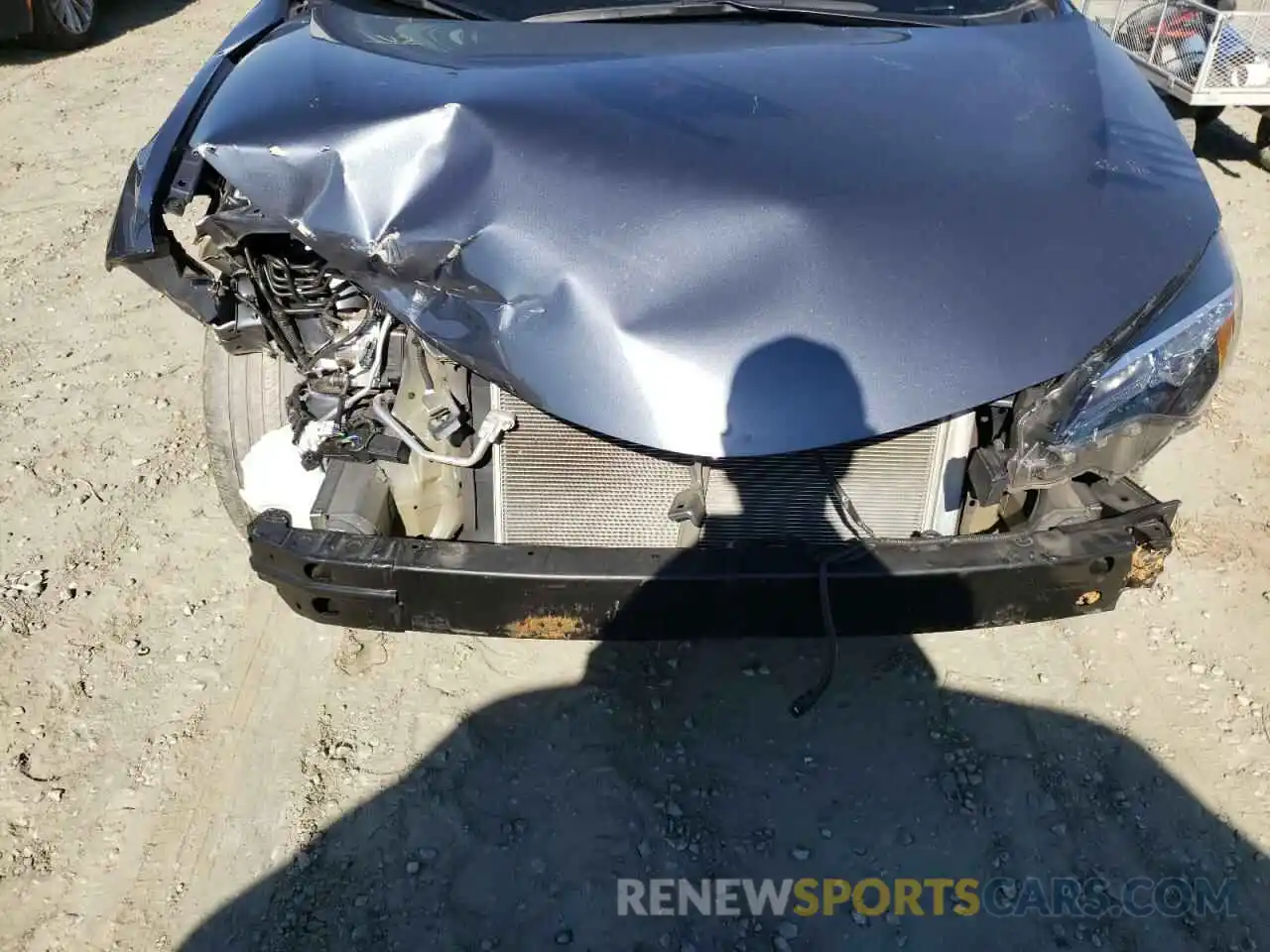 9 Photograph of a damaged car 5YFBURHE0KP948649 TOYOTA COROLLA 2019