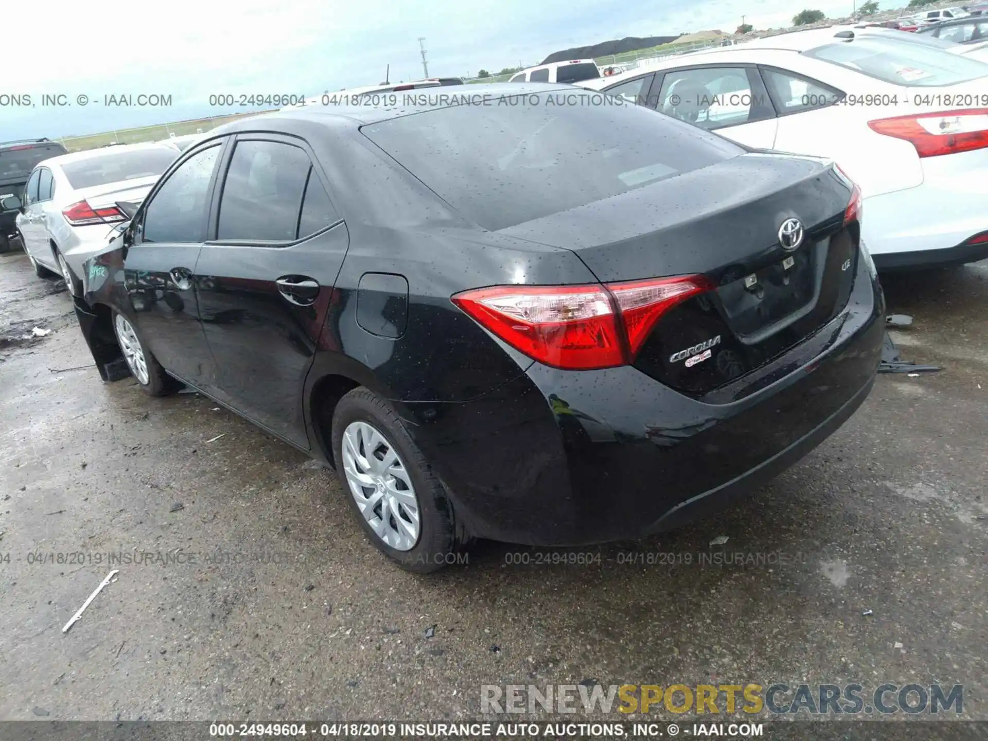 3 Photograph of a damaged car 5YFBURHE0KP948781 TOYOTA COROLLA 2019