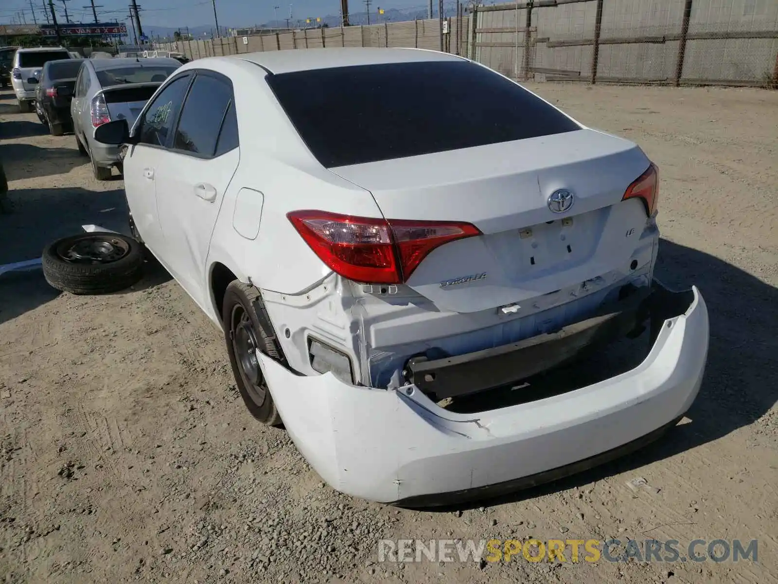 3 Photograph of a damaged car 5YFBURHE0KP948814 TOYOTA COROLLA 2019