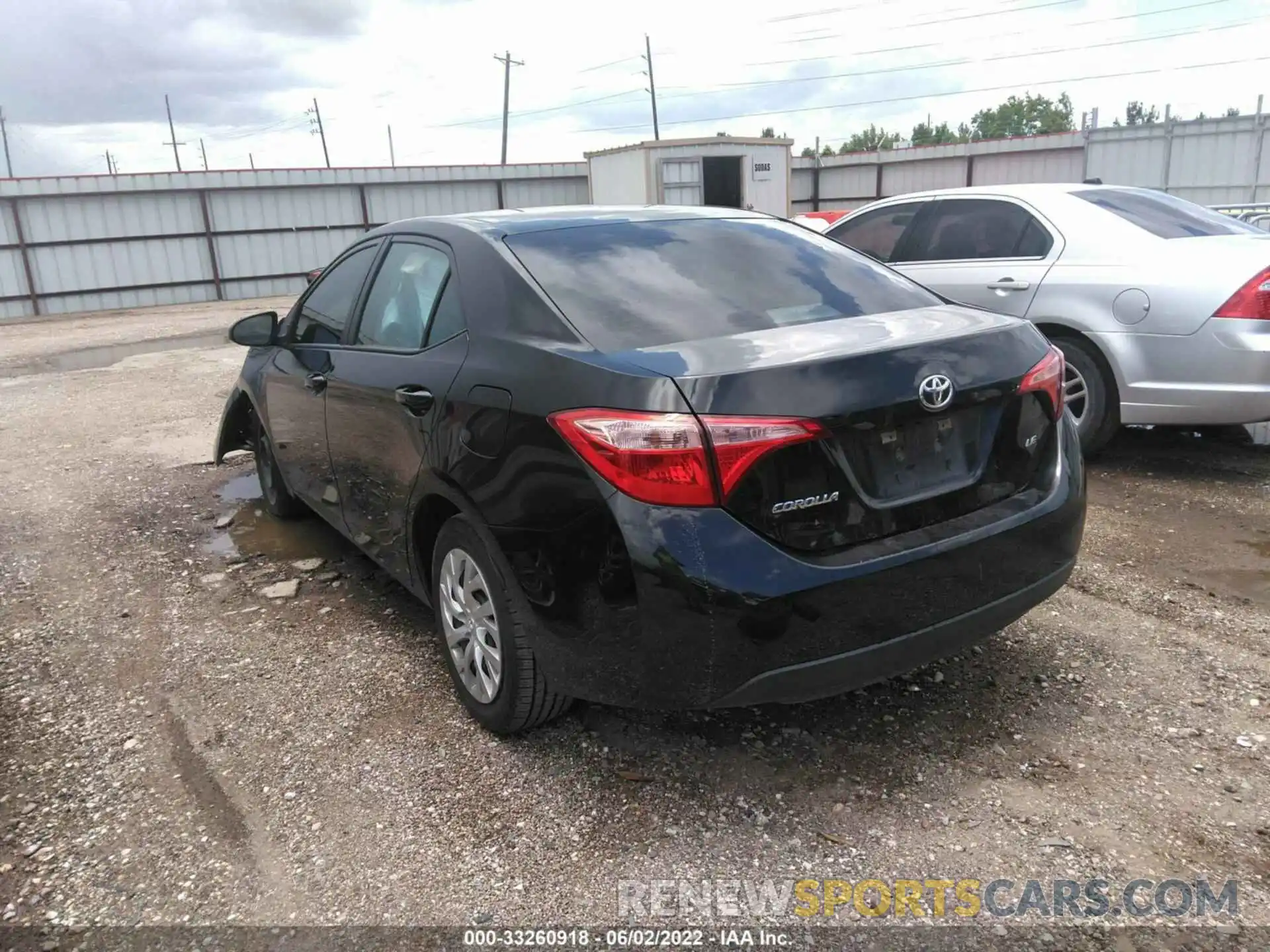 3 Photograph of a damaged car 5YFBURHE0KP948831 TOYOTA COROLLA 2019