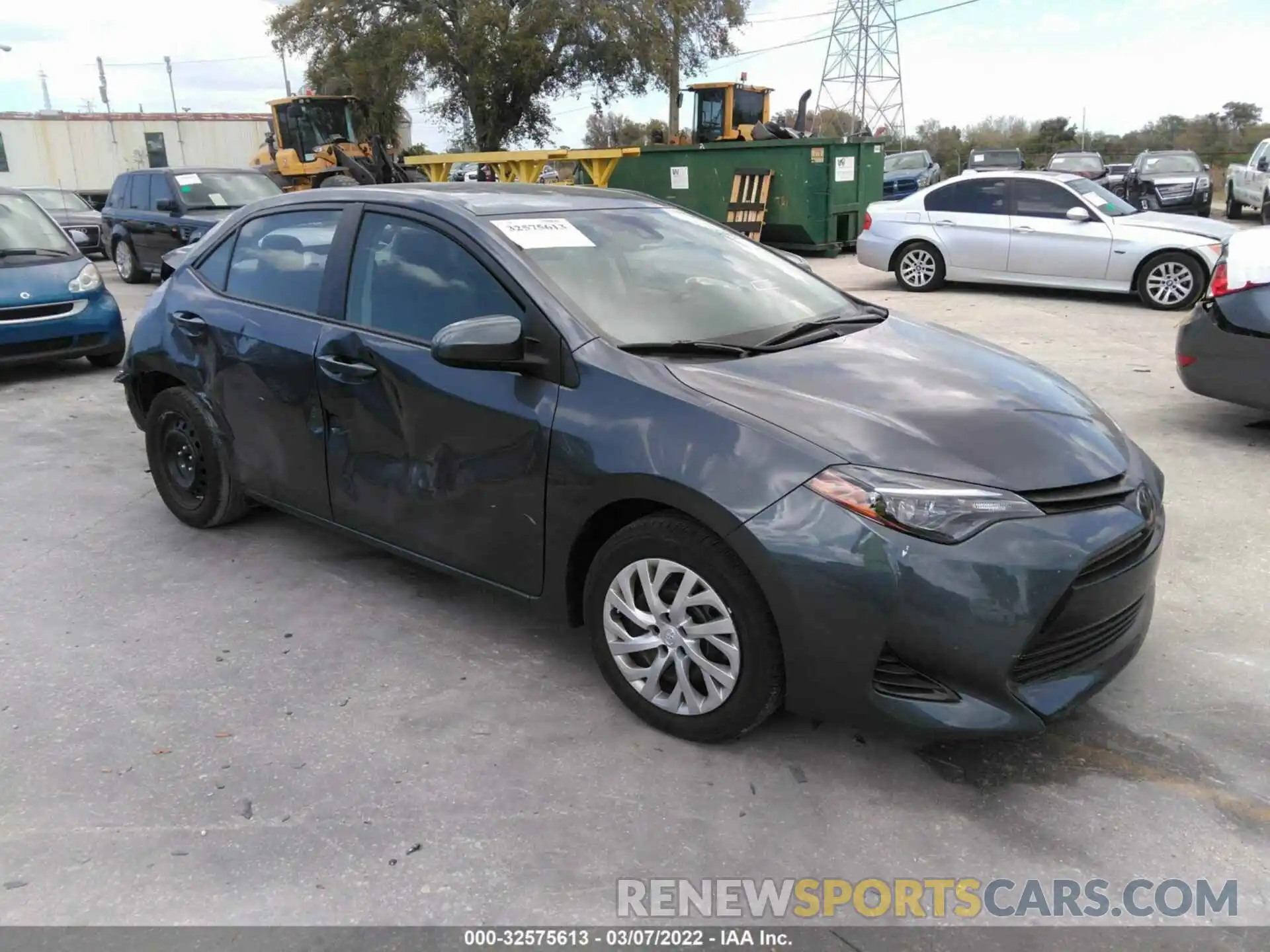 1 Photograph of a damaged car 5YFBURHE0KP948893 TOYOTA COROLLA 2019