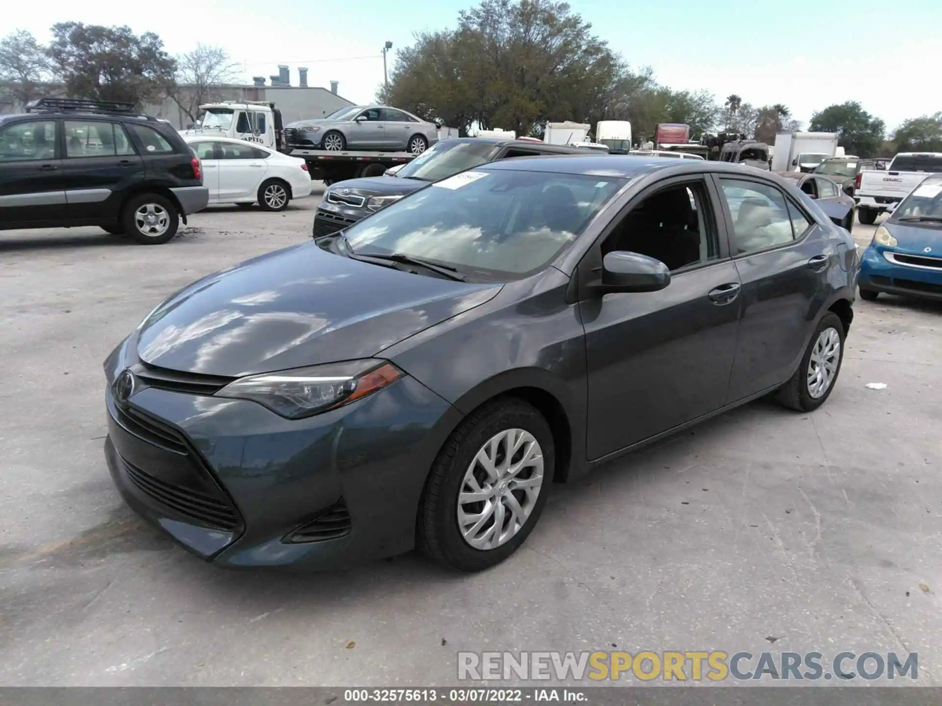 2 Photograph of a damaged car 5YFBURHE0KP948893 TOYOTA COROLLA 2019