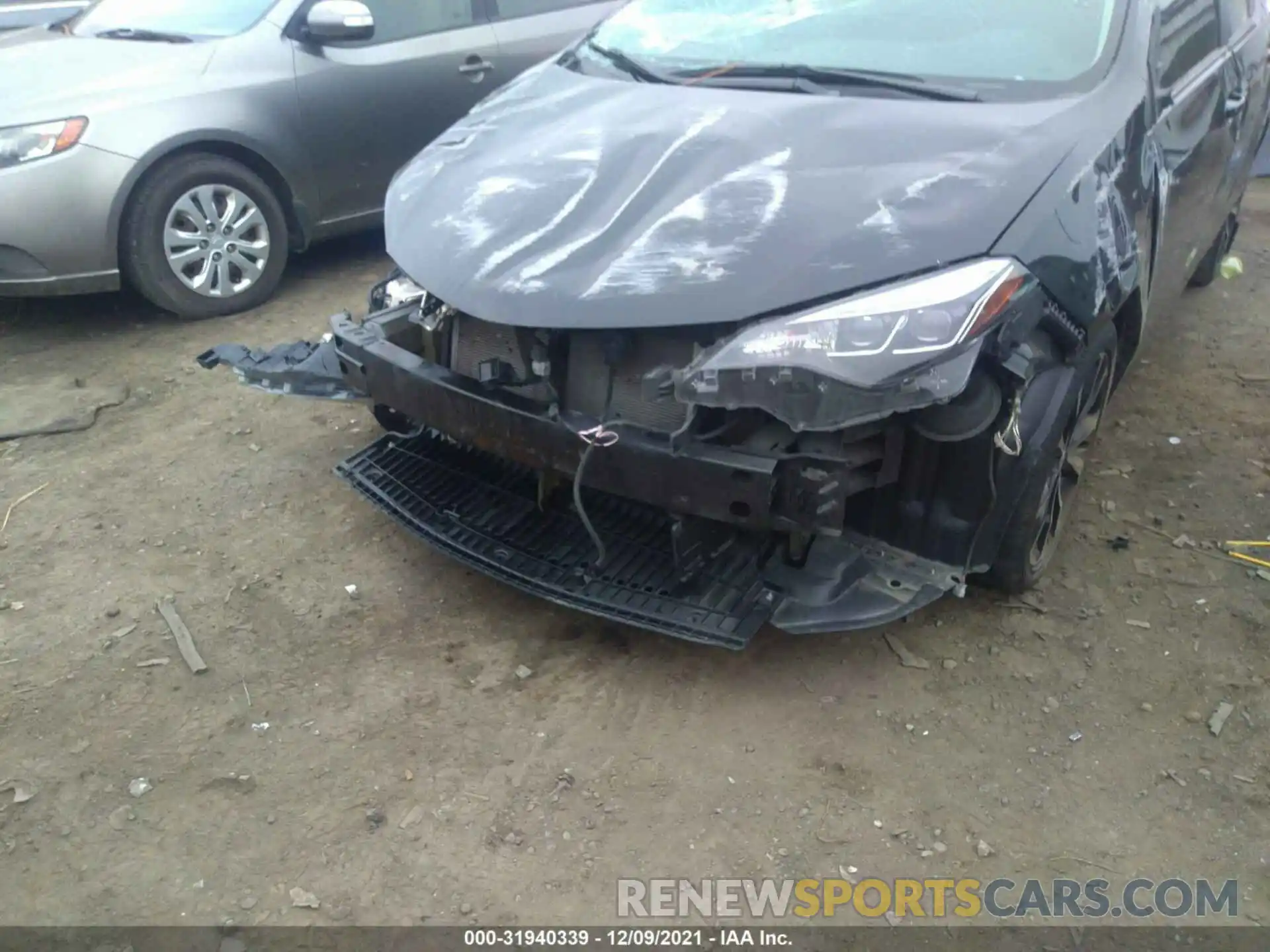 6 Photograph of a damaged car 5YFBURHE0KP949171 TOYOTA COROLLA 2019