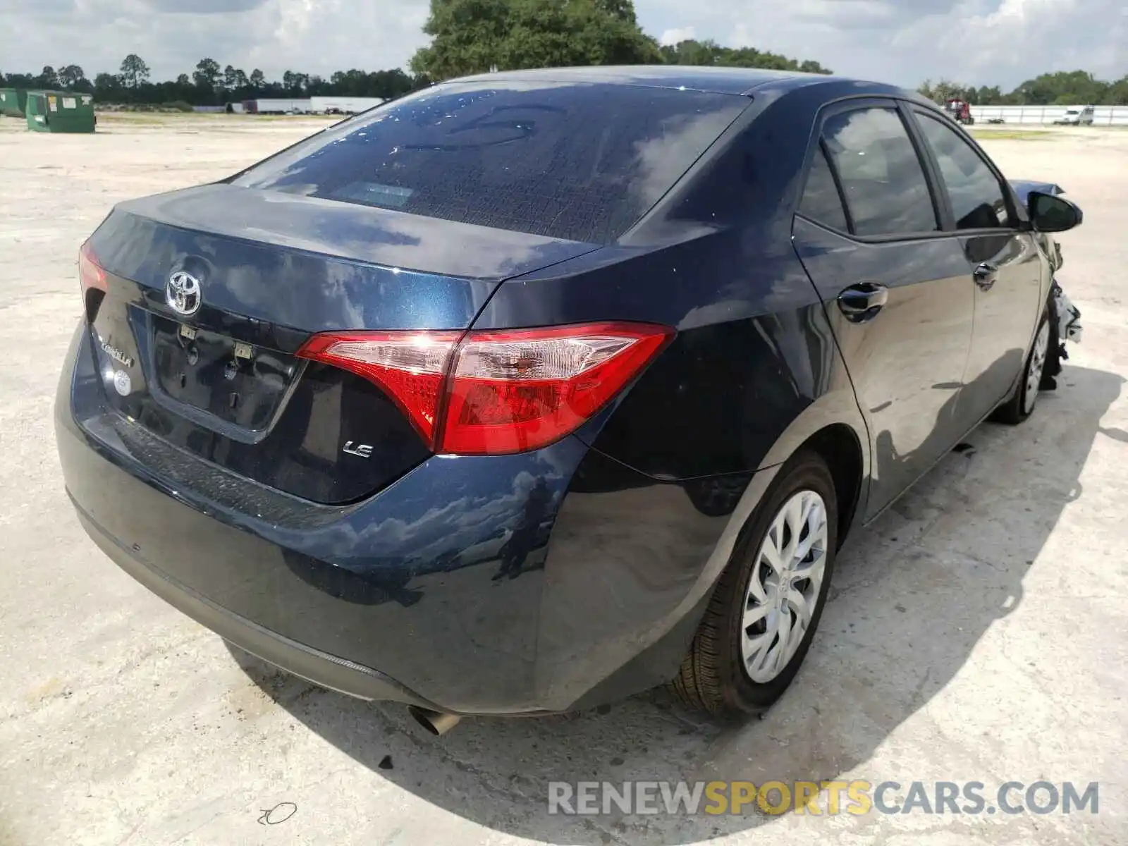 4 Photograph of a damaged car 5YFBURHE0KP949445 TOYOTA COROLLA 2019