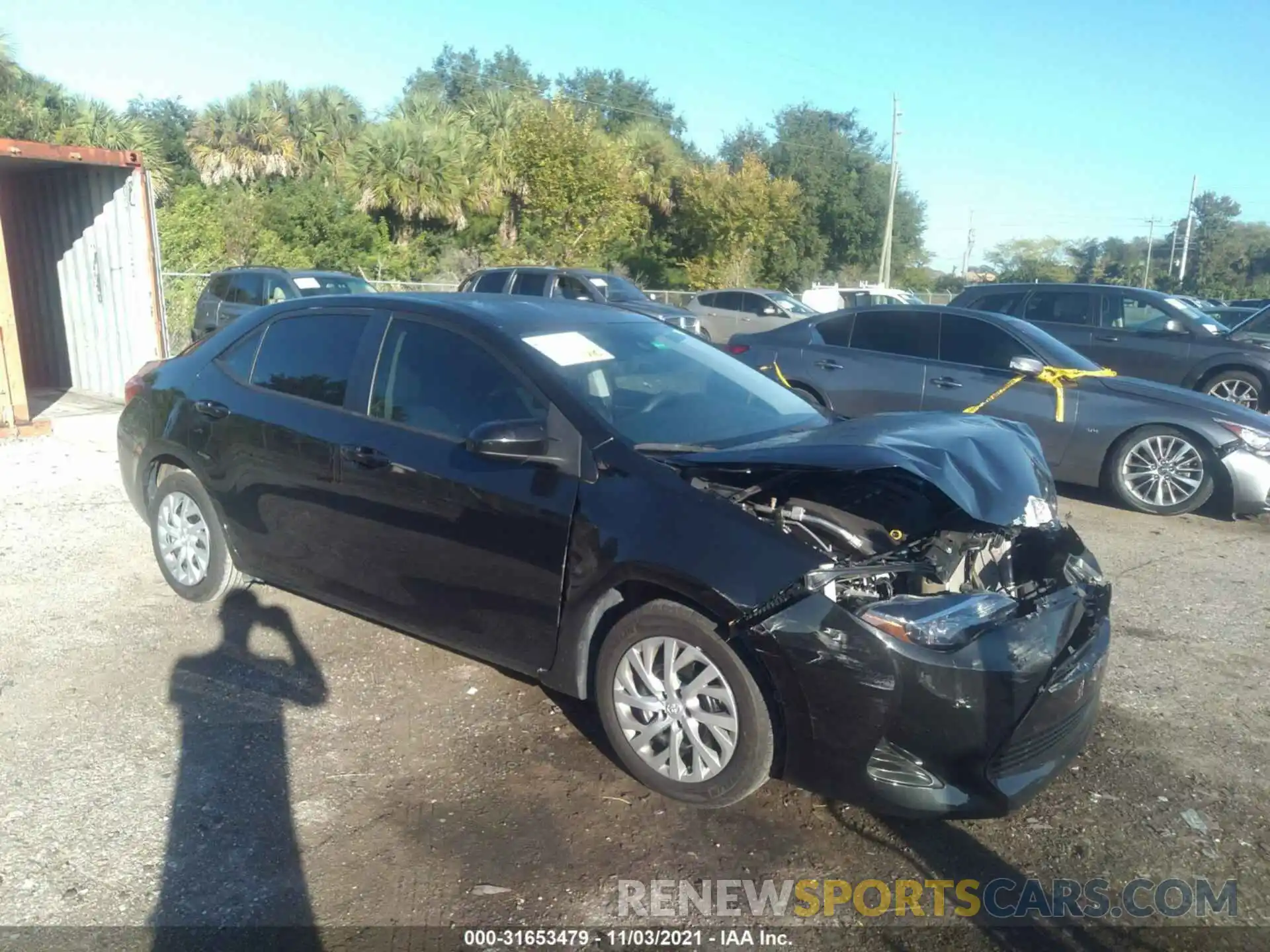 1 Photograph of a damaged car 5YFBURHE0KP949476 TOYOTA COROLLA 2019