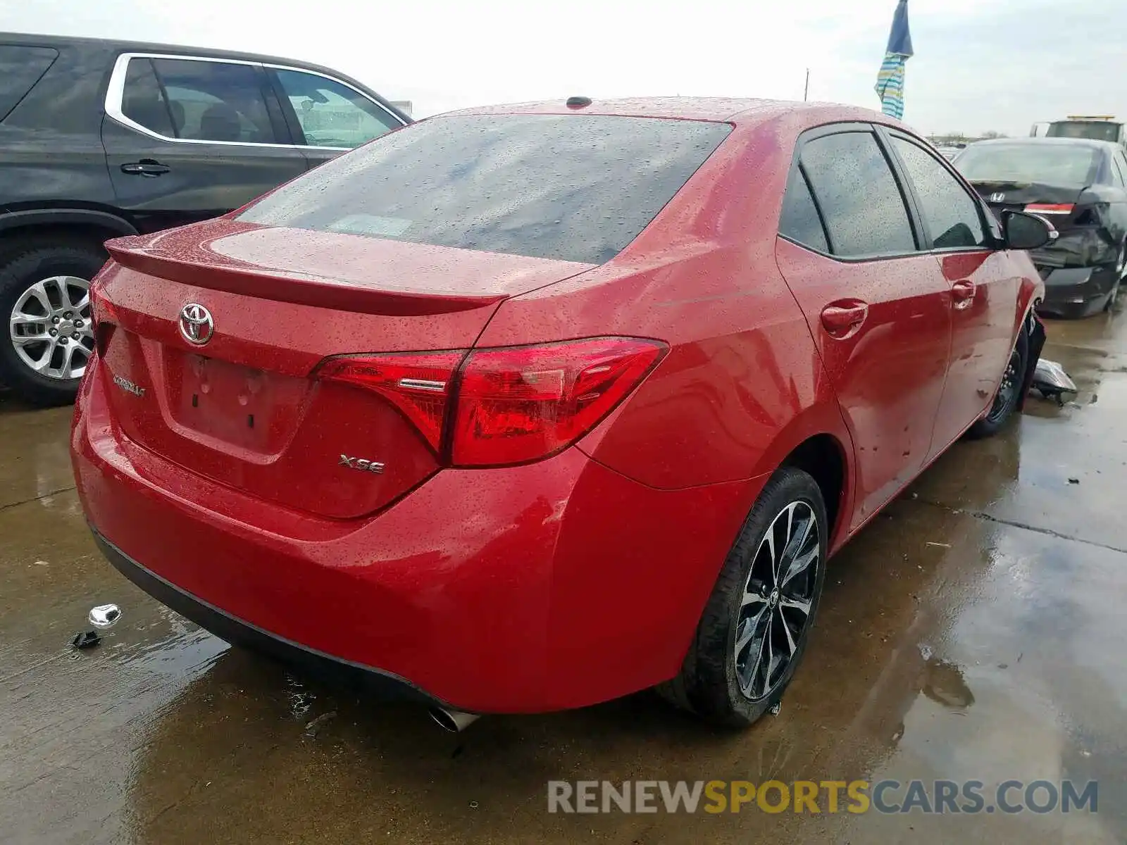 4 Photograph of a damaged car 5YFBURHE0KP949736 TOYOTA COROLLA 2019