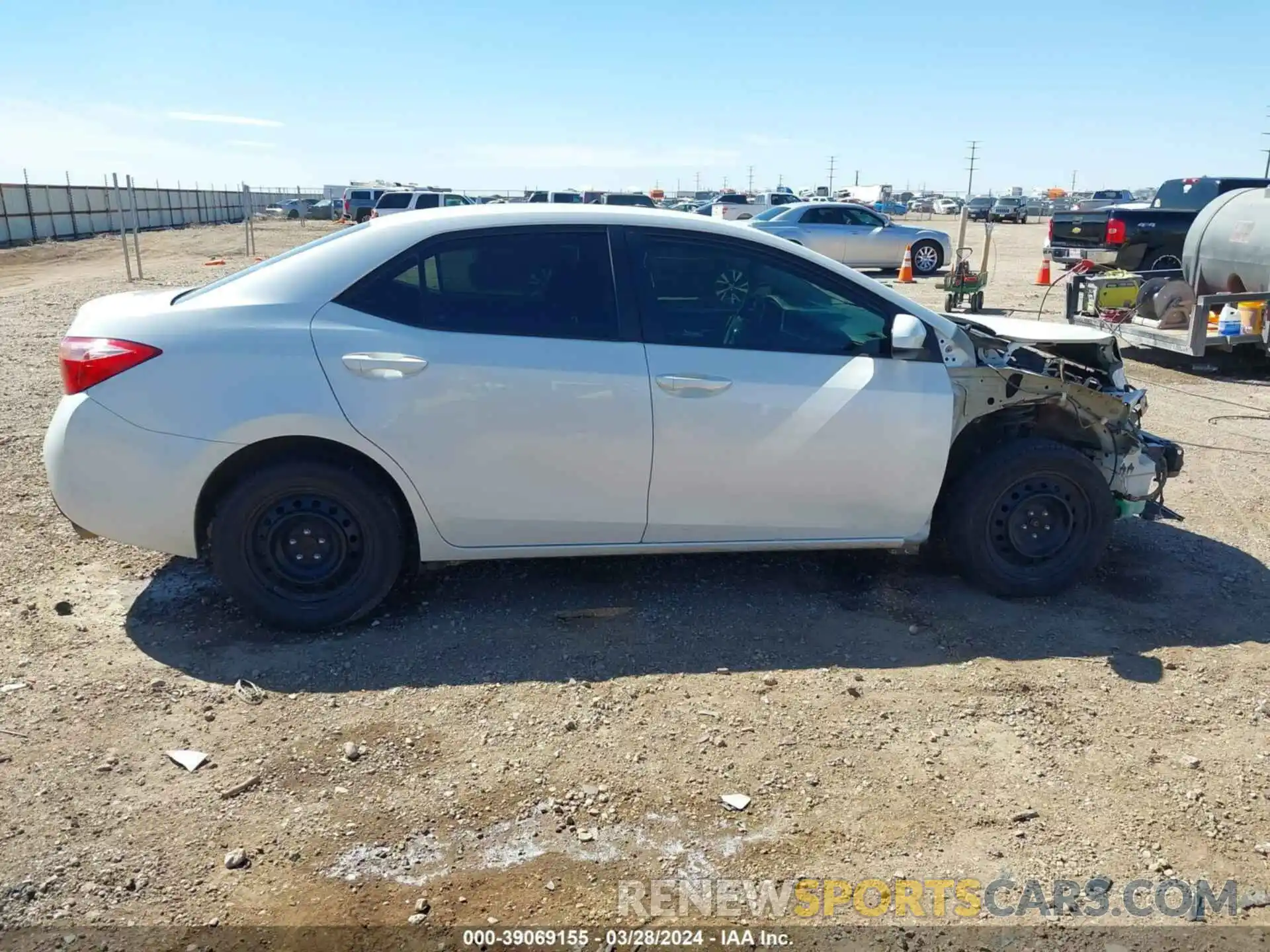 14 Photograph of a damaged car 5YFBURHE1KP857048 TOYOTA COROLLA 2019