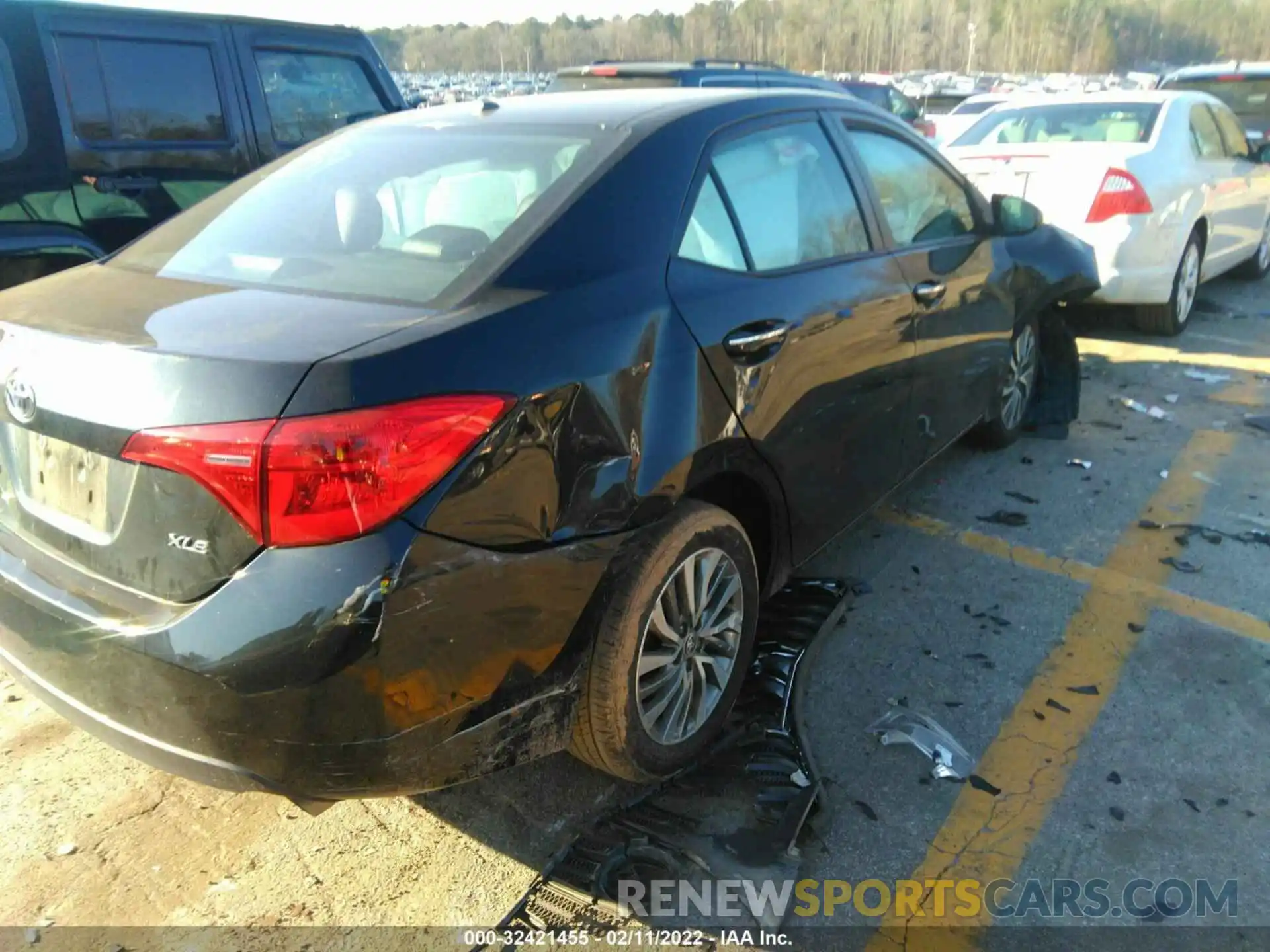 4 Photograph of a damaged car 5YFBURHE1KP857857 TOYOTA COROLLA 2019