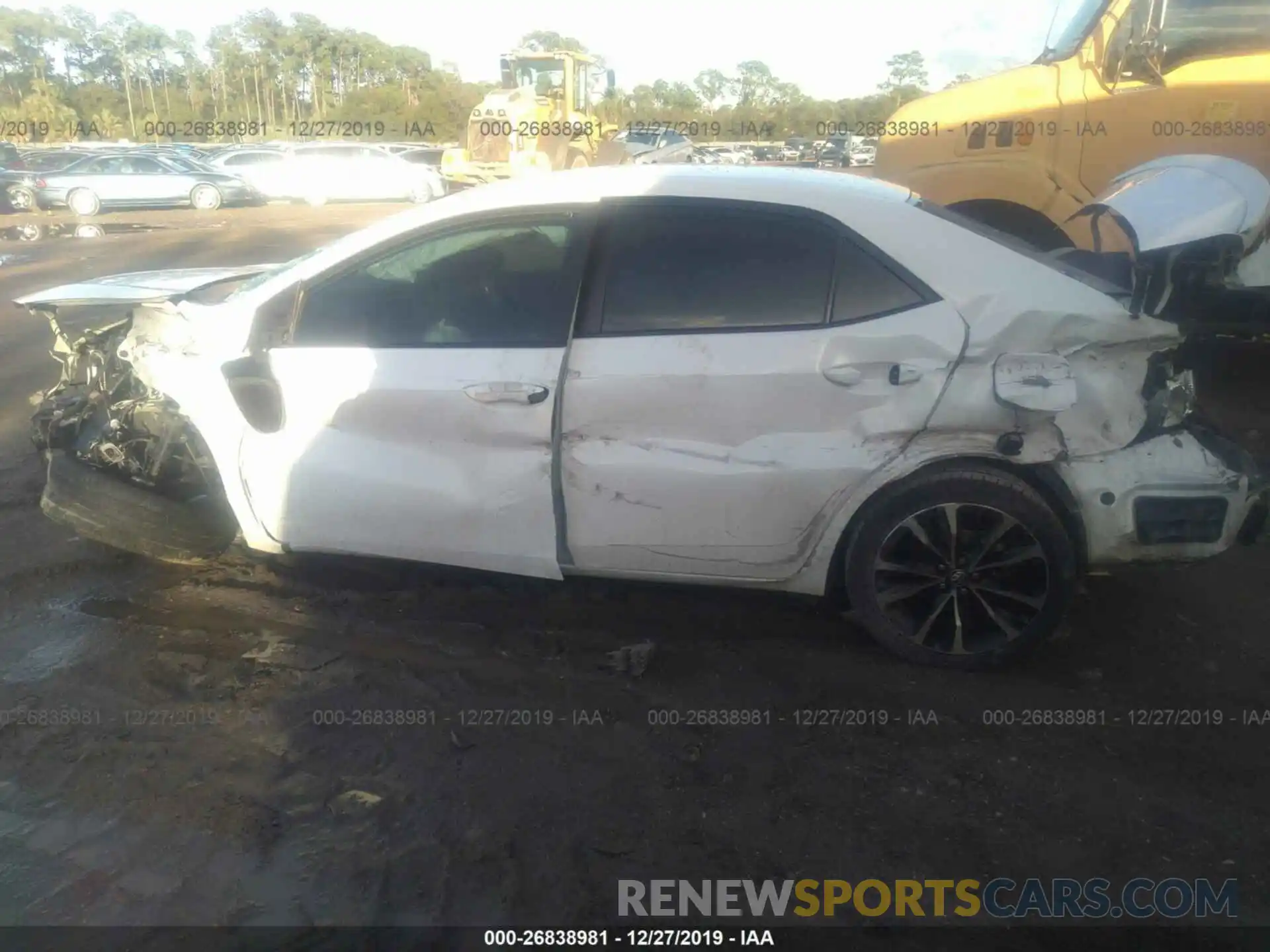 6 Photograph of a damaged car 5YFBURHE1KP859365 TOYOTA COROLLA 2019