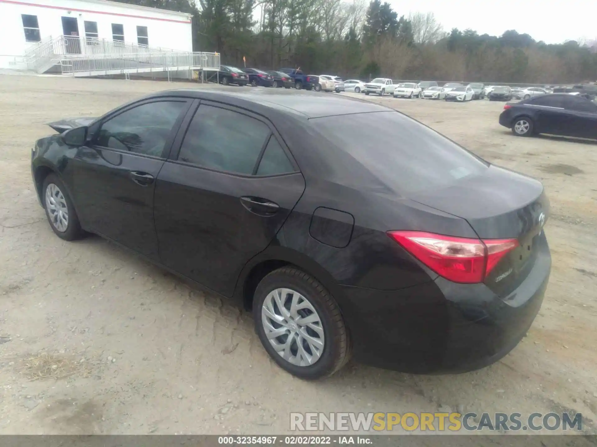 3 Photograph of a damaged car 5YFBURHE1KP859835 TOYOTA COROLLA 2019