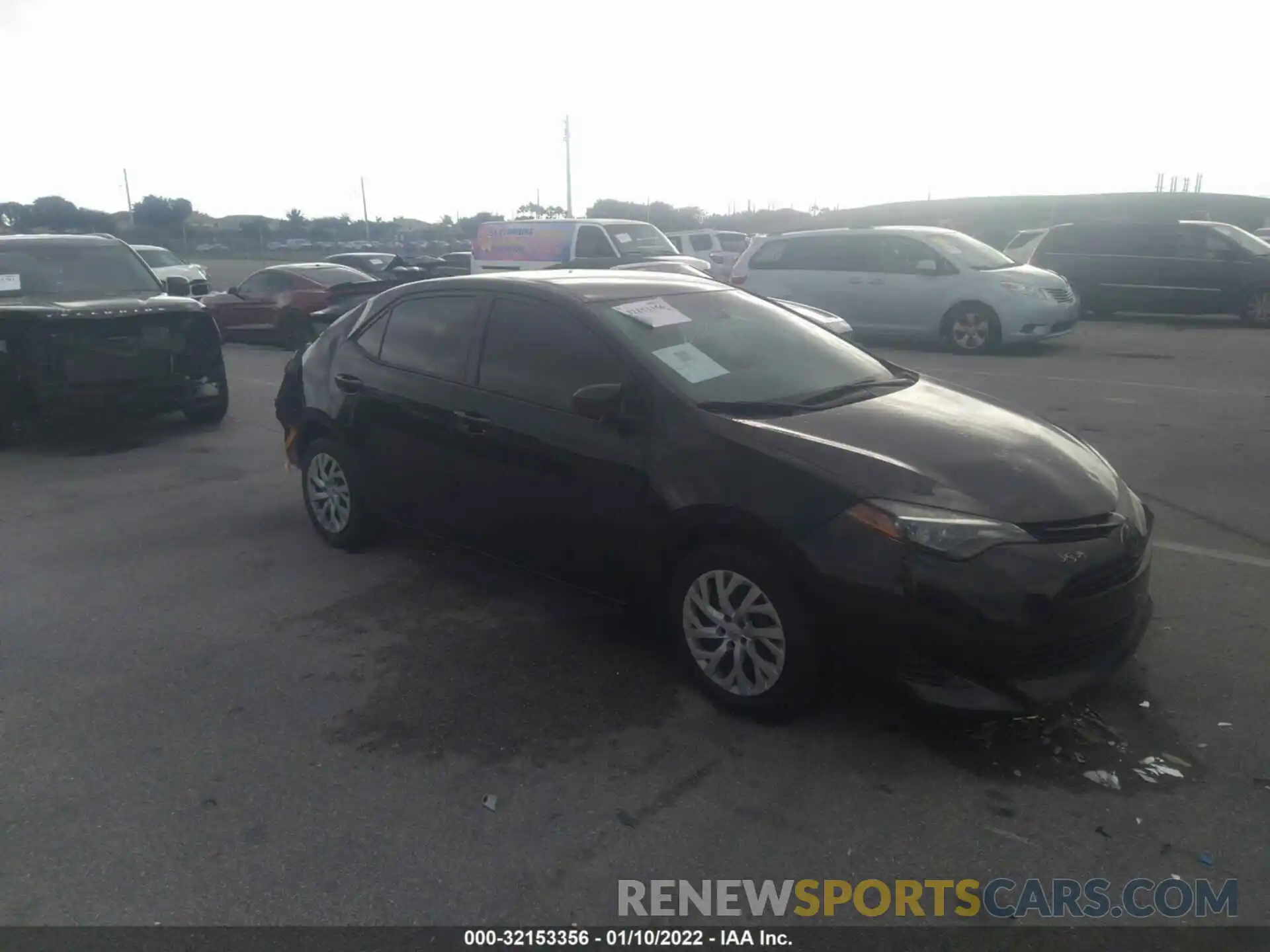 1 Photograph of a damaged car 5YFBURHE1KP860757 TOYOTA COROLLA 2019