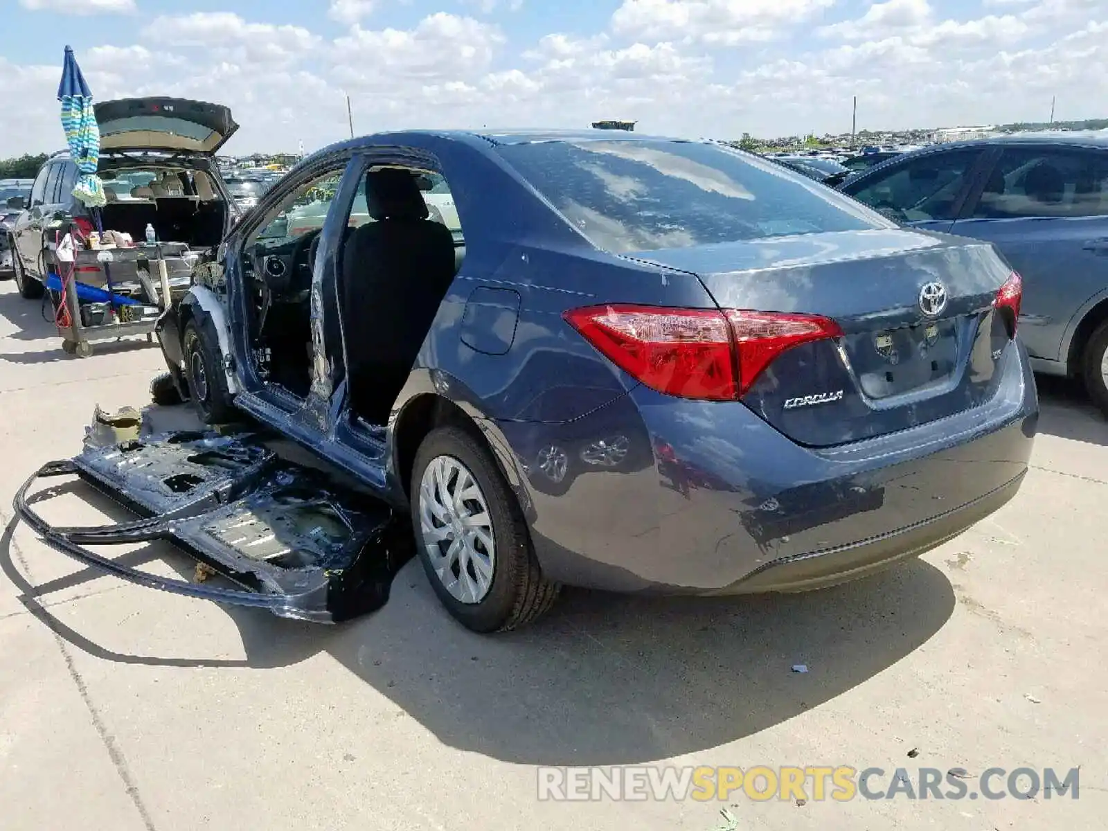 3 Photograph of a damaged car 5YFBURHE1KP861262 TOYOTA COROLLA 2019