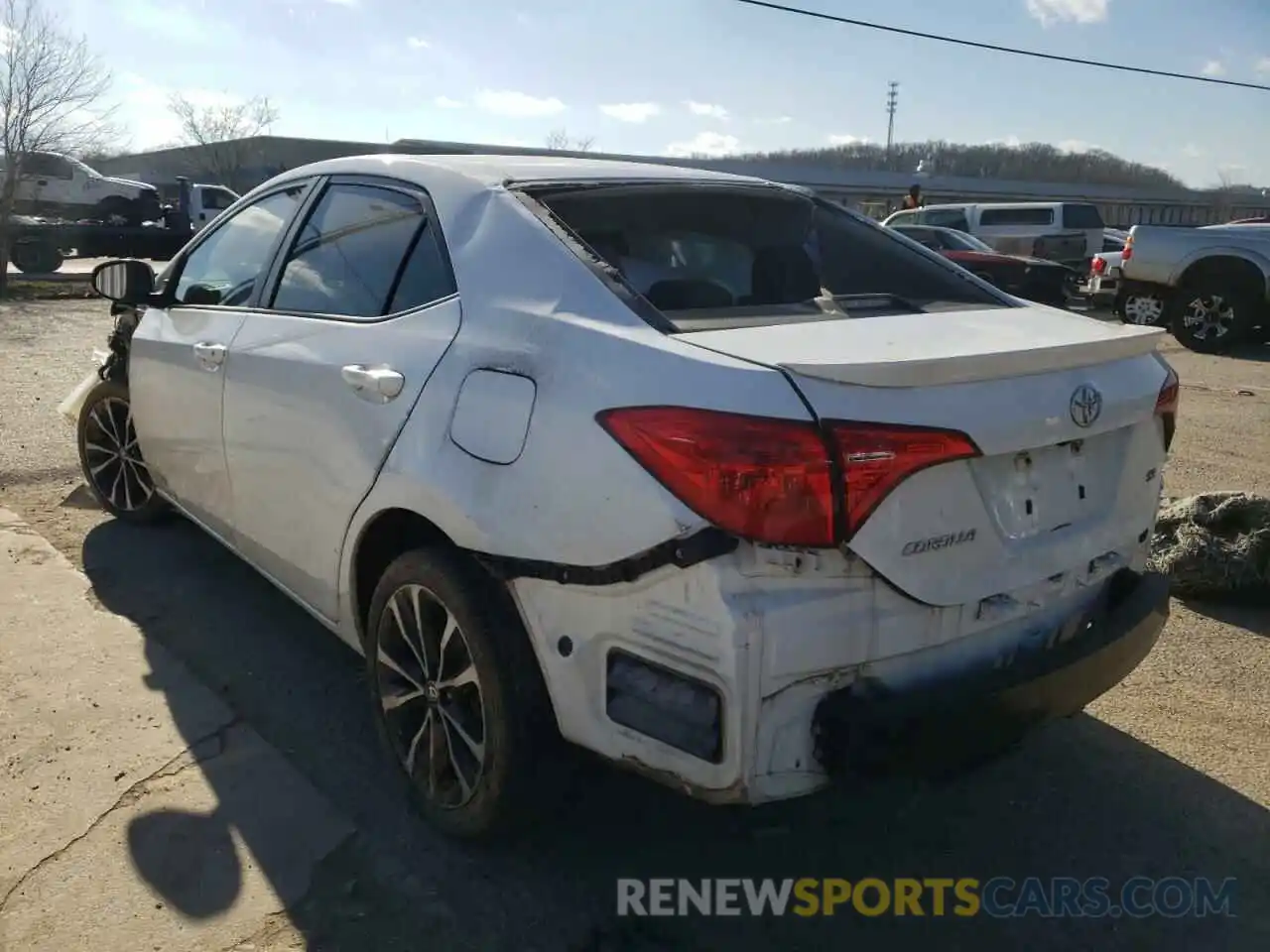 3 Photograph of a damaged car 5YFBURHE1KP863061 TOYOTA COROLLA 2019