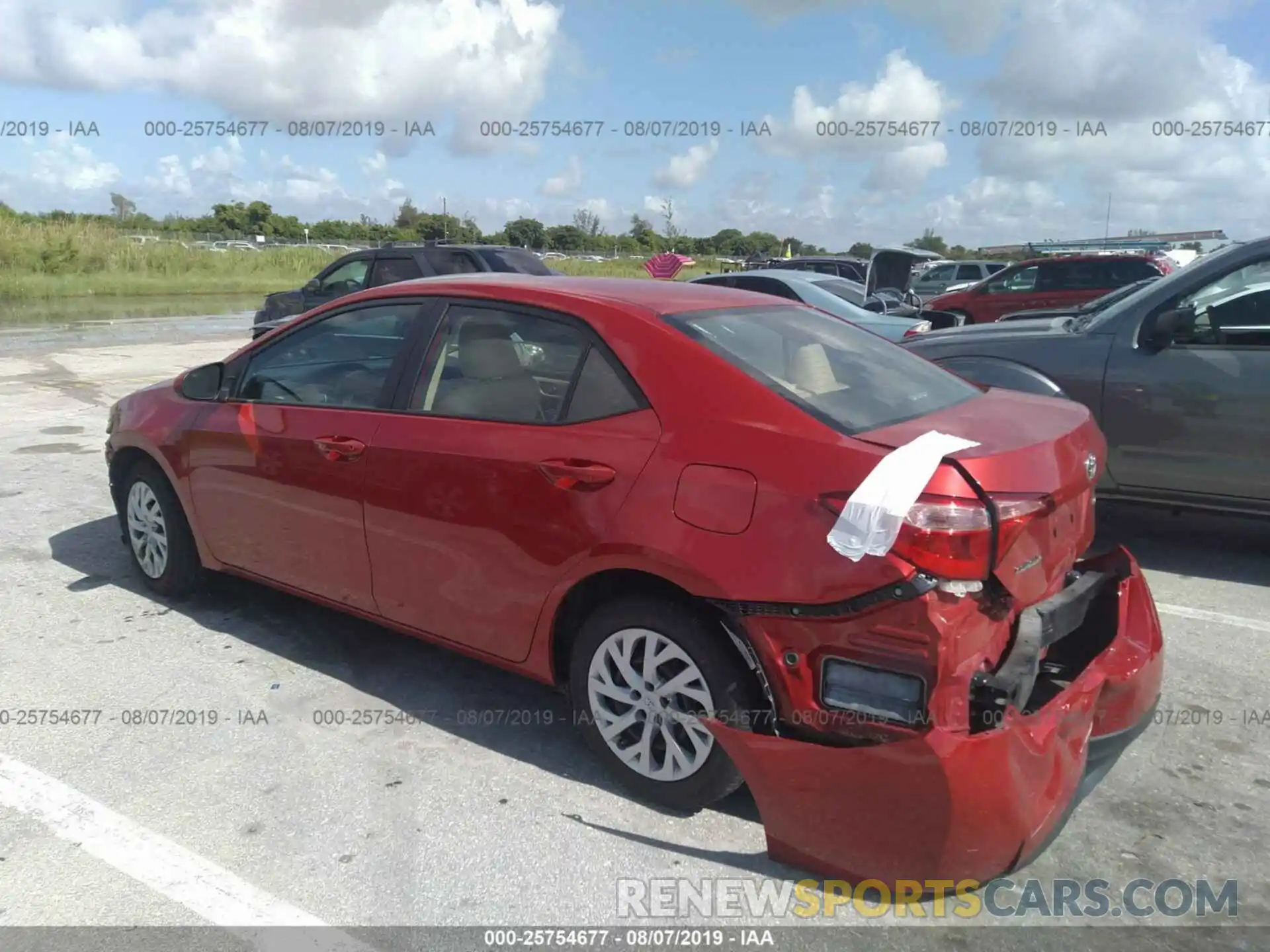 3 Photograph of a damaged car 5YFBURHE1KP863139 TOYOTA COROLLA 2019