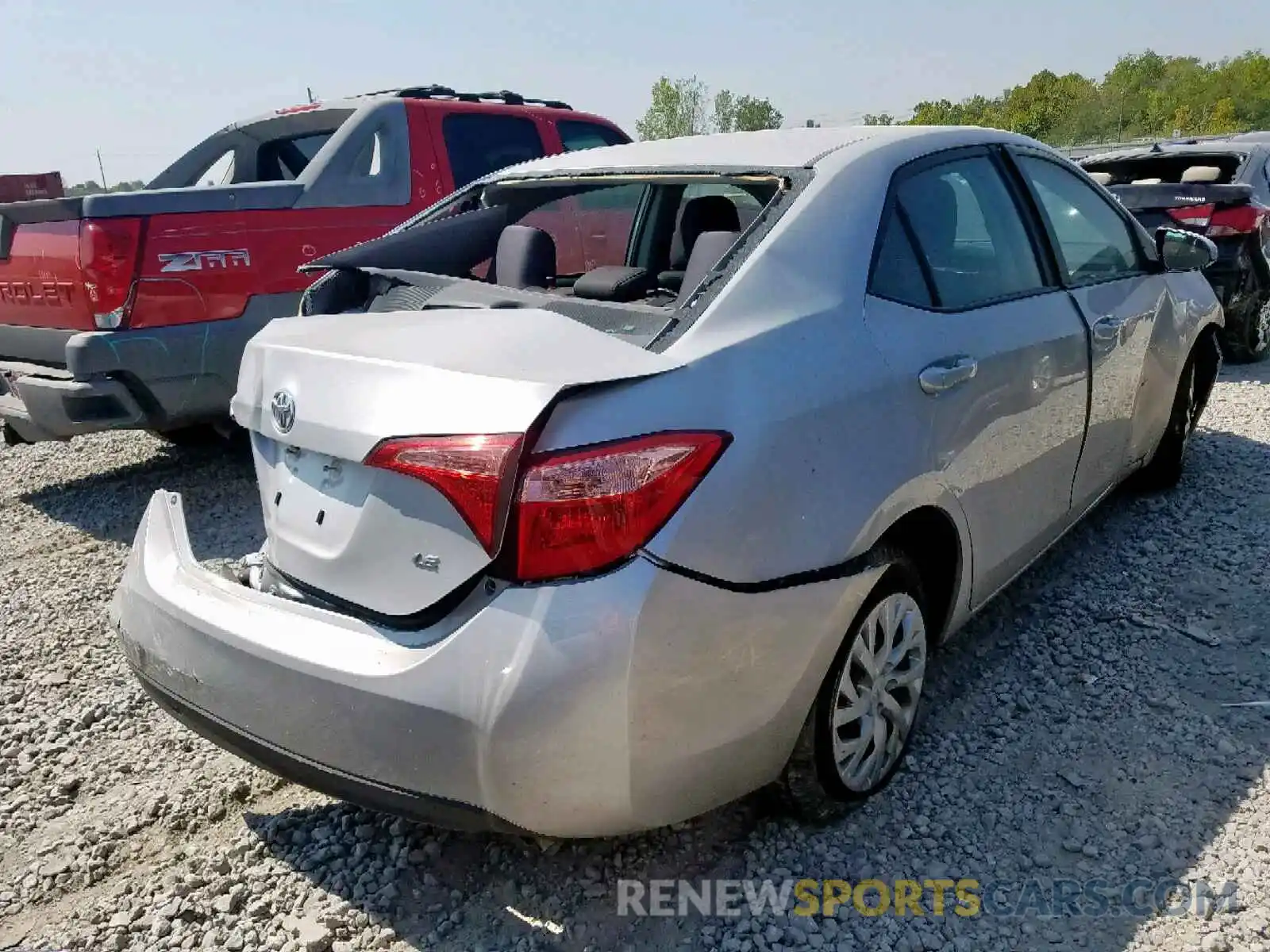 4 Photograph of a damaged car 5YFBURHE1KP863500 TOYOTA COROLLA 2019