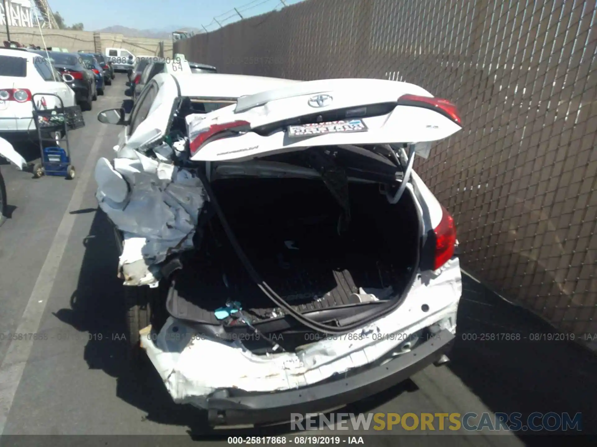 6 Photograph of a damaged car 5YFBURHE1KP863870 TOYOTA COROLLA 2019