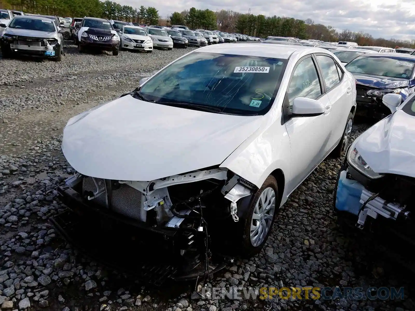 2 Фотография поврежденного автомобиля 5YFBURHE1KP864081 TOYOTA COROLLA 2019