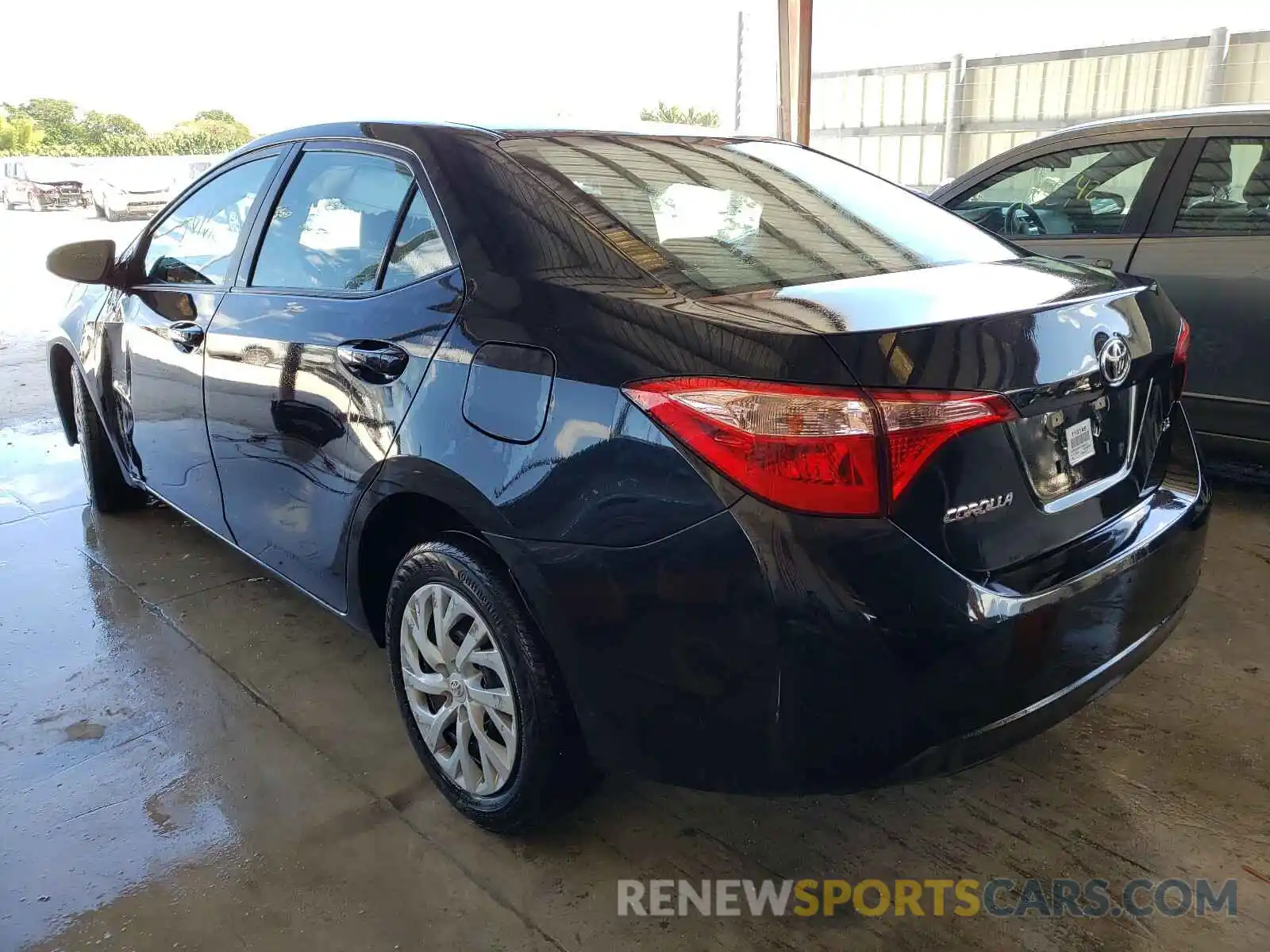 3 Photograph of a damaged car 5YFBURHE1KP864212 TOYOTA COROLLA 2019