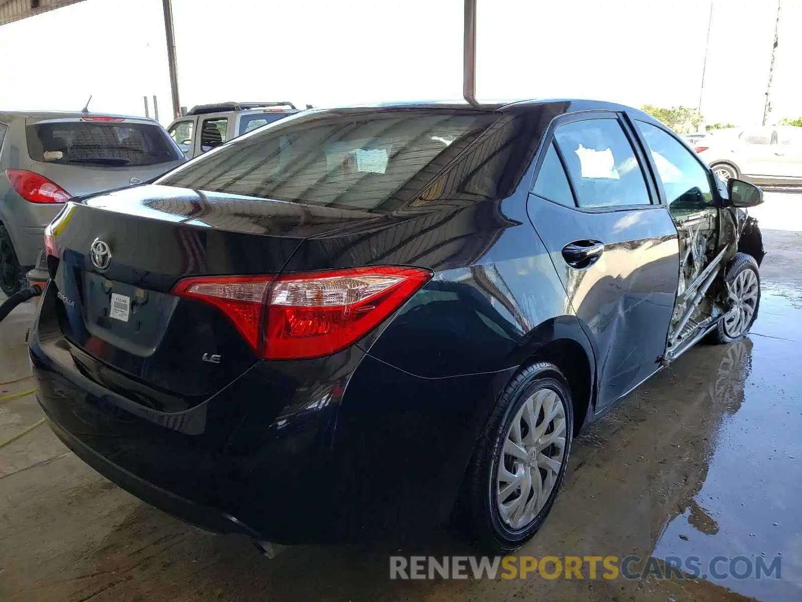 4 Photograph of a damaged car 5YFBURHE1KP864212 TOYOTA COROLLA 2019