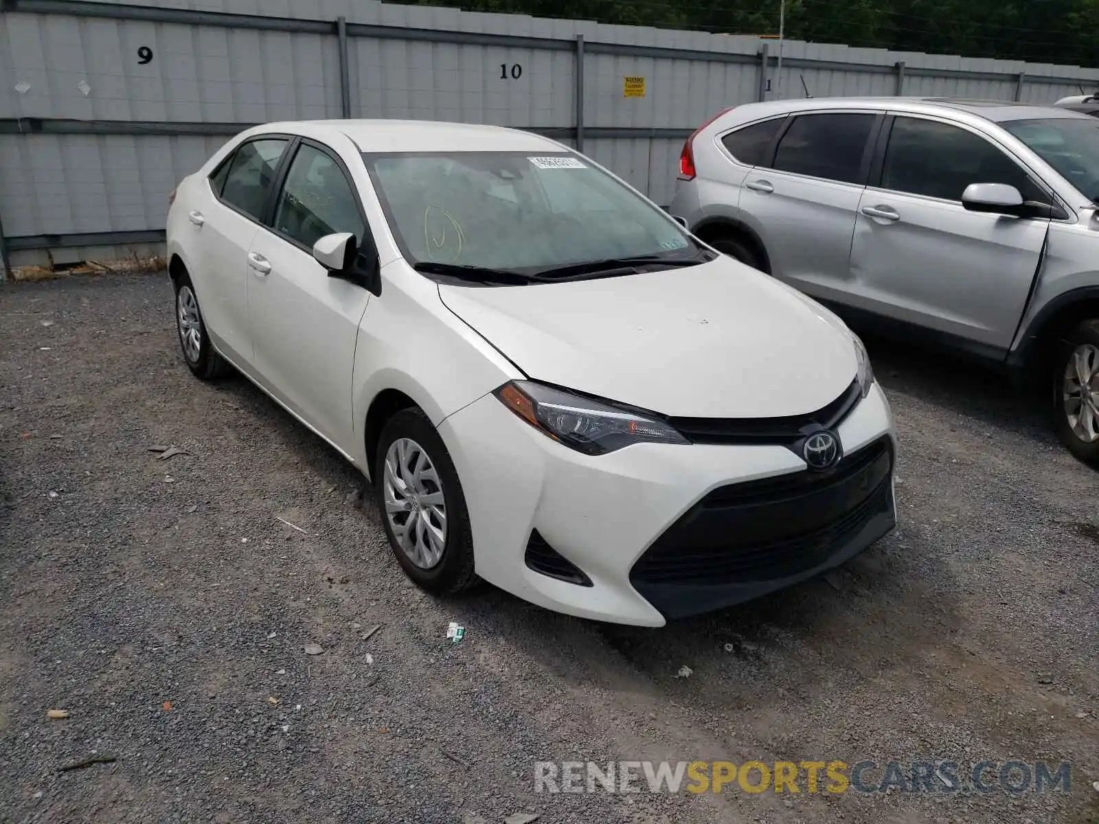 1 Photograph of a damaged car 5YFBURHE1KP864341 TOYOTA COROLLA 2019