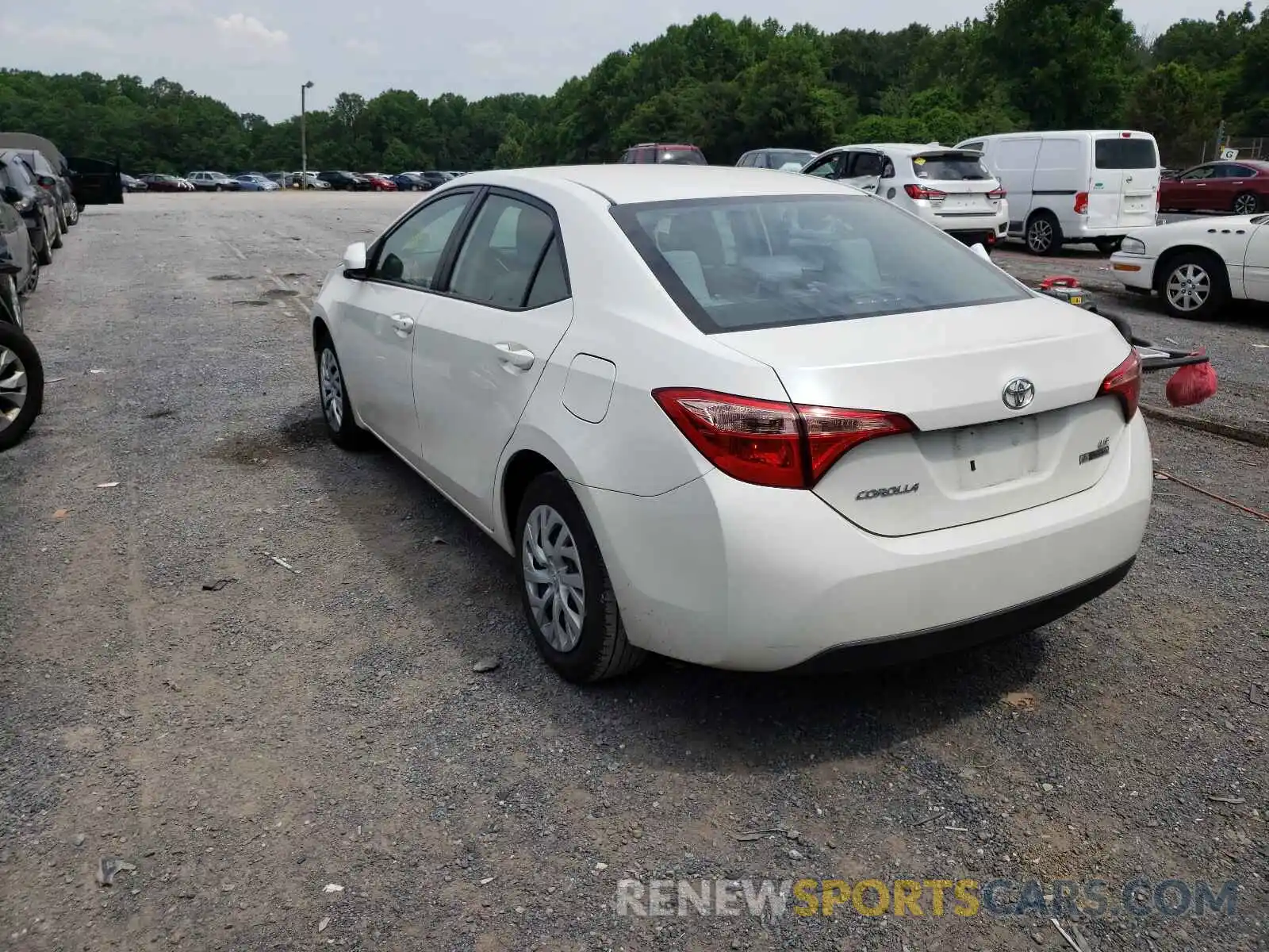 3 Photograph of a damaged car 5YFBURHE1KP864341 TOYOTA COROLLA 2019