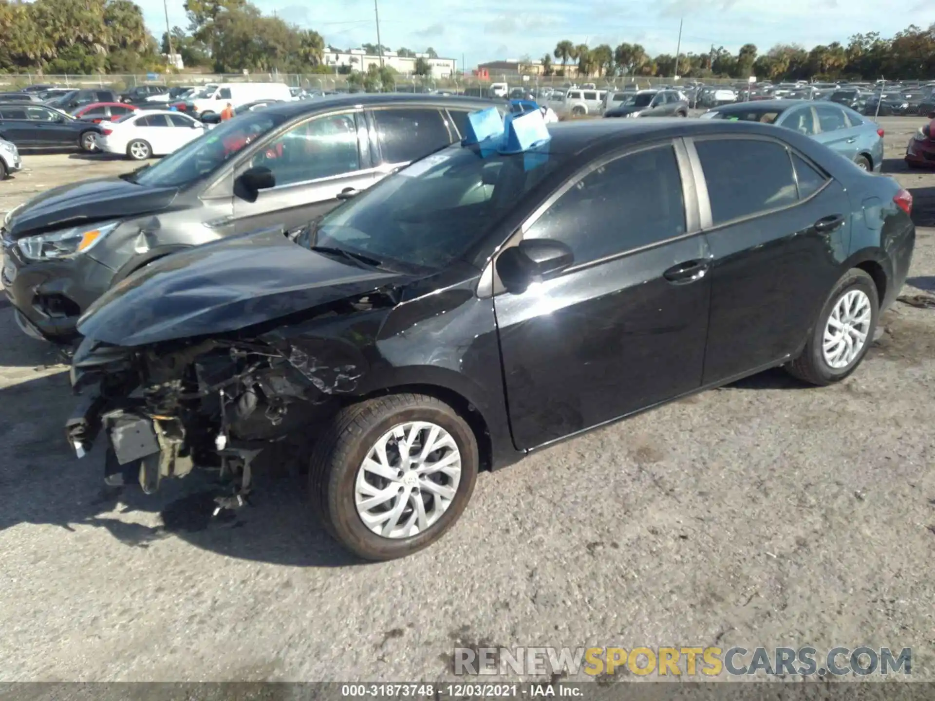 2 Photograph of a damaged car 5YFBURHE1KP865263 TOYOTA COROLLA 2019