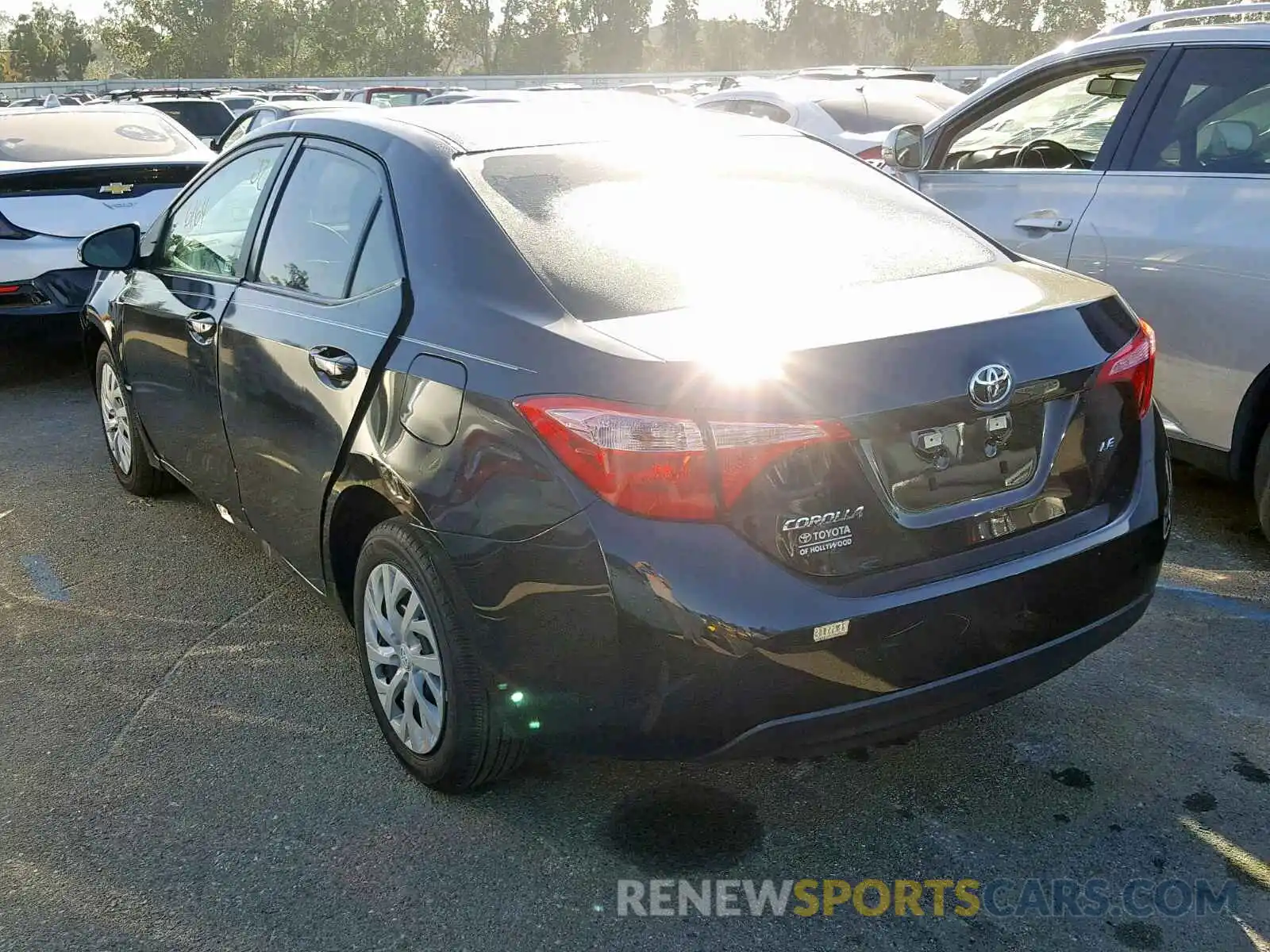 3 Photograph of a damaged car 5YFBURHE1KP865893 TOYOTA COROLLA 2019