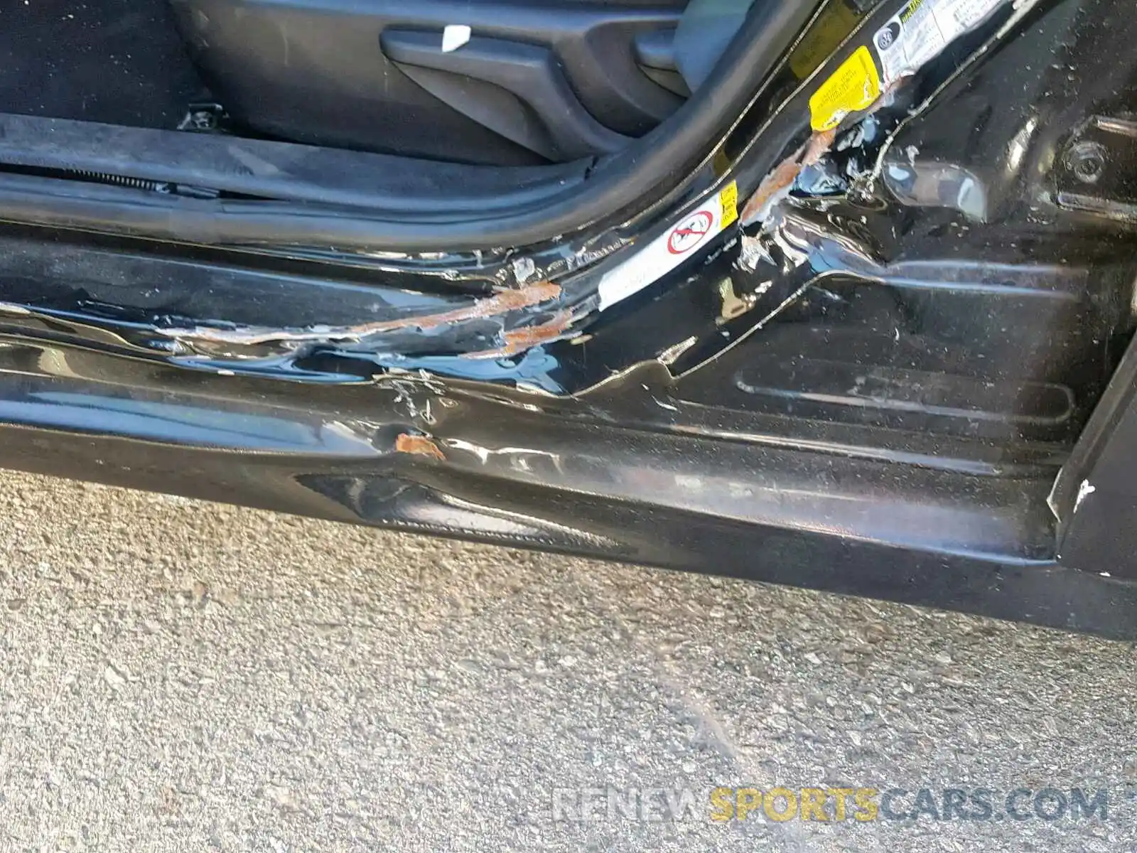 9 Photograph of a damaged car 5YFBURHE1KP865893 TOYOTA COROLLA 2019