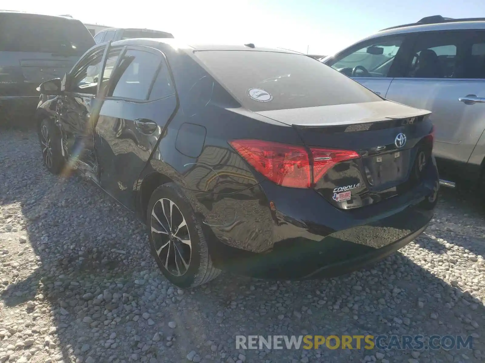 3 Photograph of a damaged car 5YFBURHE1KP866011 TOYOTA COROLLA 2019