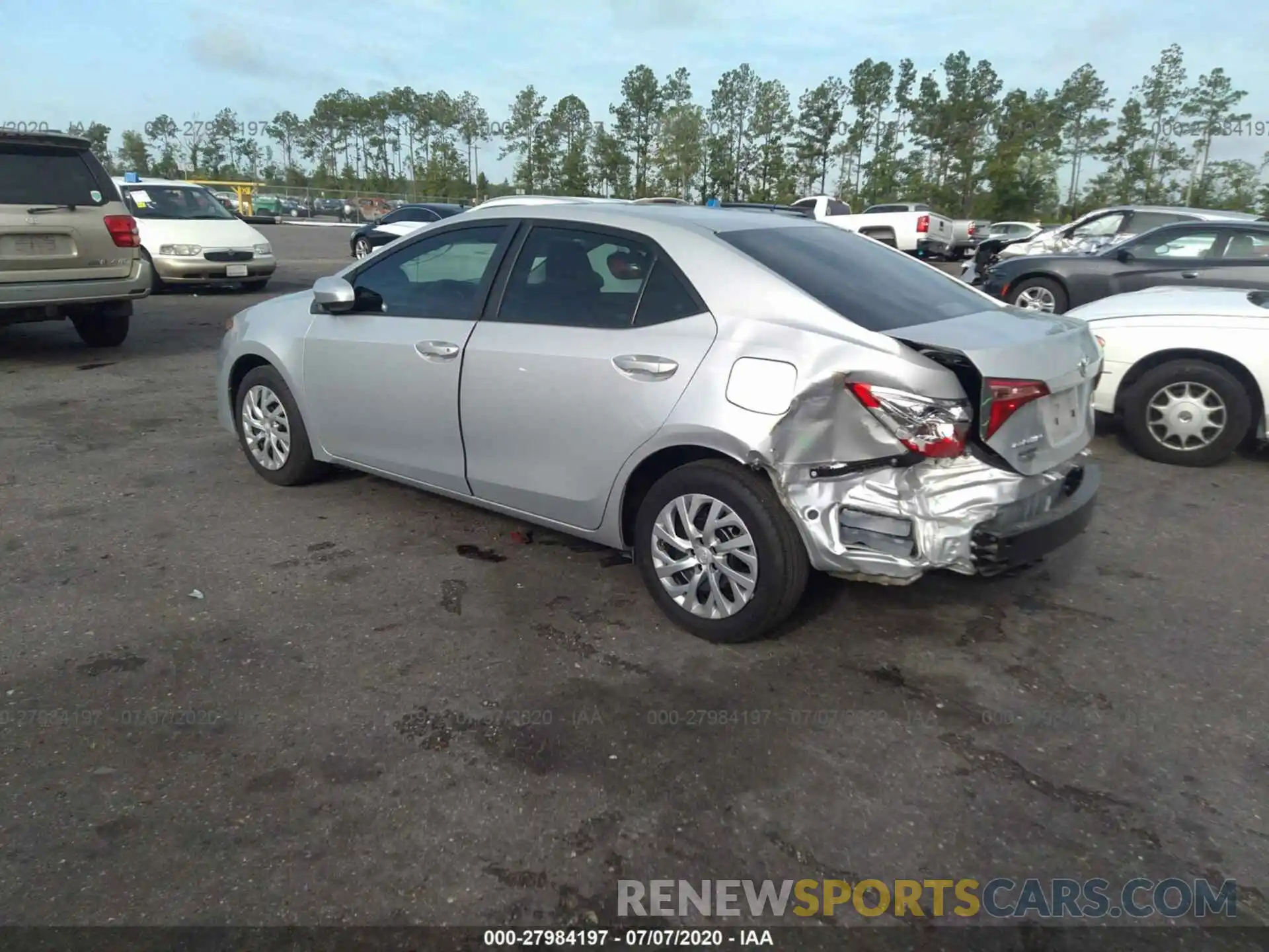 3 Photograph of a damaged car 5YFBURHE1KP868373 TOYOTA COROLLA 2019