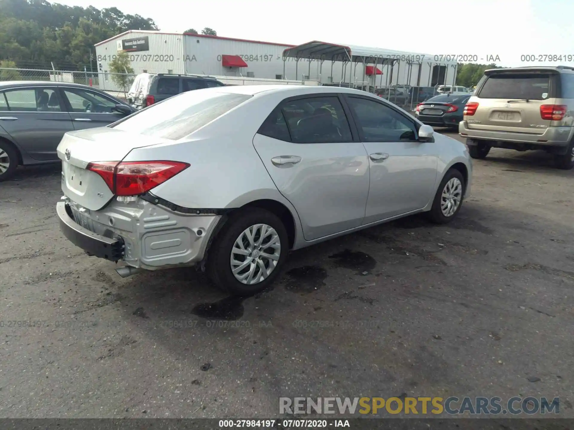 4 Photograph of a damaged car 5YFBURHE1KP868373 TOYOTA COROLLA 2019