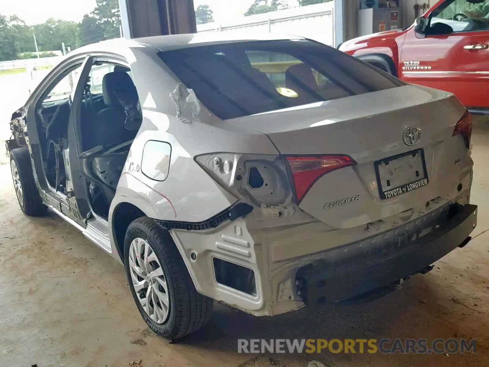 3 Photograph of a damaged car 5YFBURHE1KP869409 TOYOTA COROLLA 2019