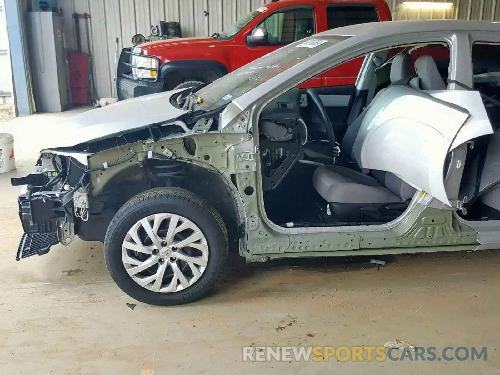 9 Photograph of a damaged car 5YFBURHE1KP869409 TOYOTA COROLLA 2019