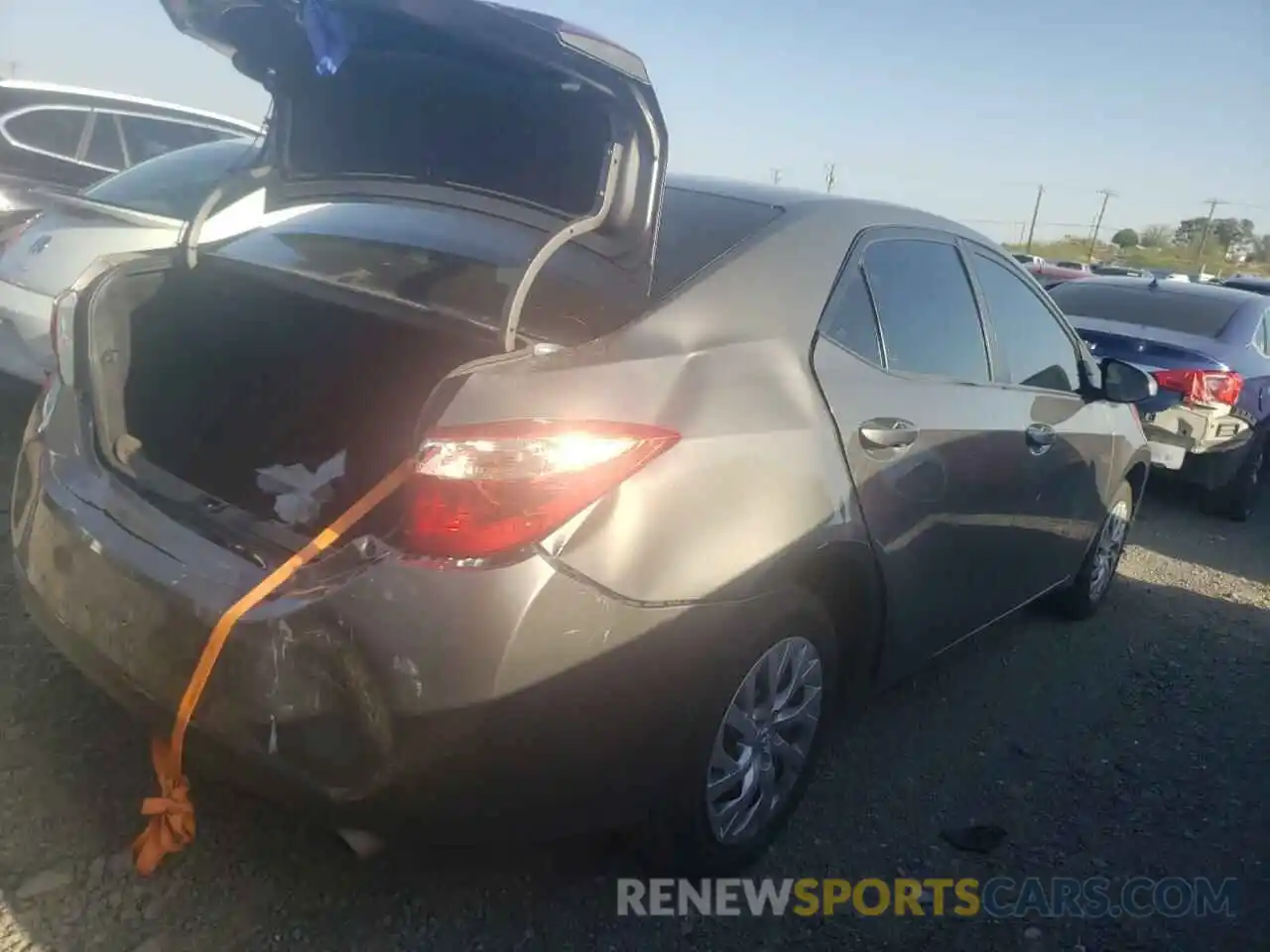 4 Photograph of a damaged car 5YFBURHE1KP869684 TOYOTA COROLLA 2019