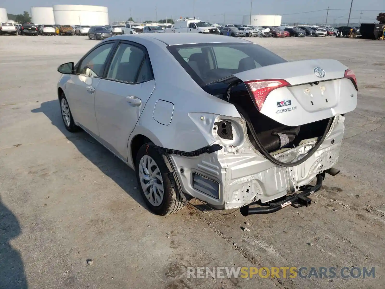 3 Photograph of a damaged car 5YFBURHE1KP870236 TOYOTA COROLLA 2019