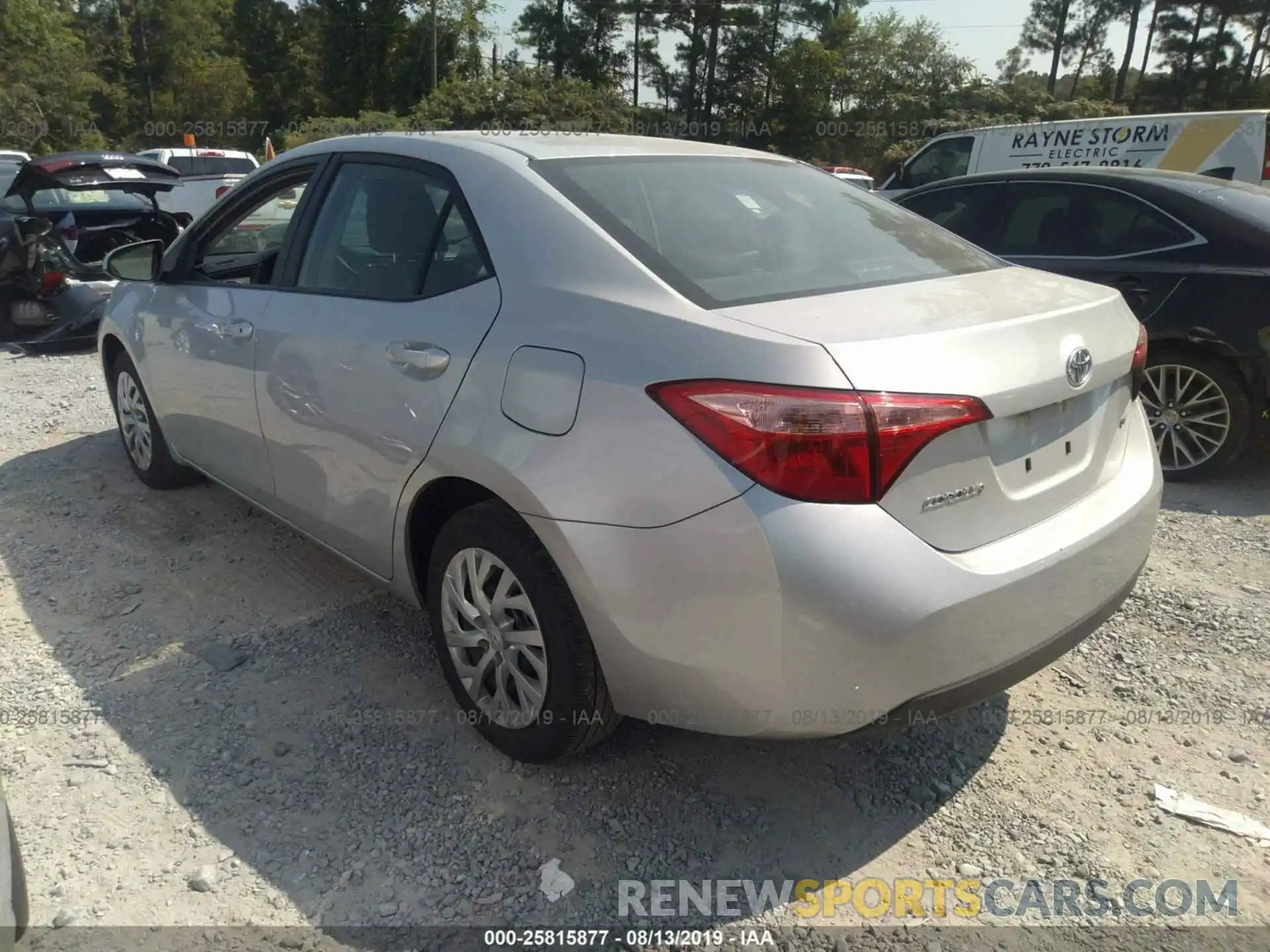 3 Photograph of a damaged car 5YFBURHE1KP870351 TOYOTA COROLLA 2019