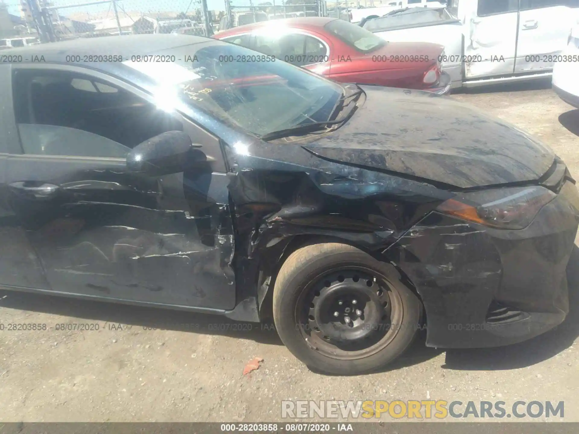 6 Photograph of a damaged car 5YFBURHE1KP870415 TOYOTA COROLLA 2019