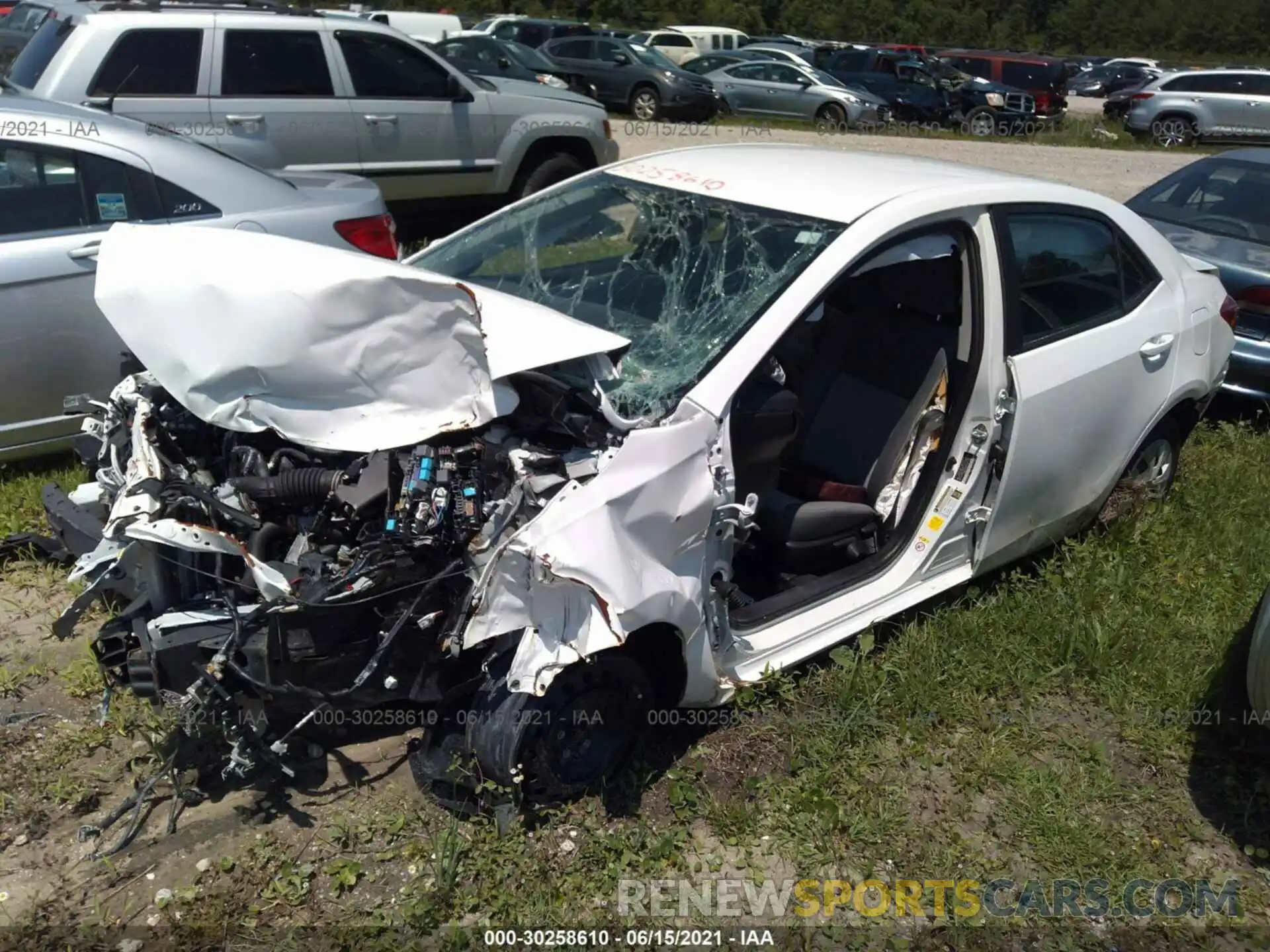 2 Photograph of a damaged car 5YFBURHE1KP870642 TOYOTA COROLLA 2019