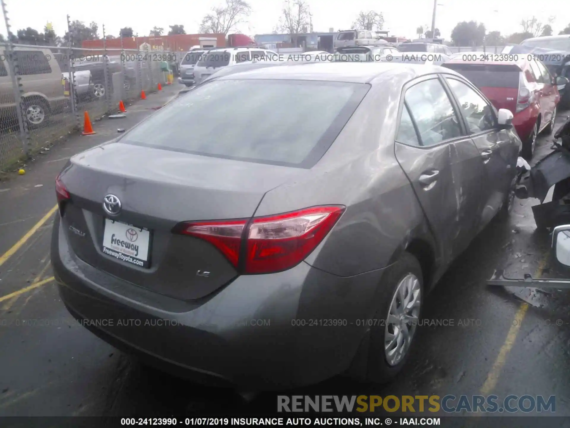 4 Photograph of a damaged car 5YFBURHE1KP871452 TOYOTA COROLLA 2019