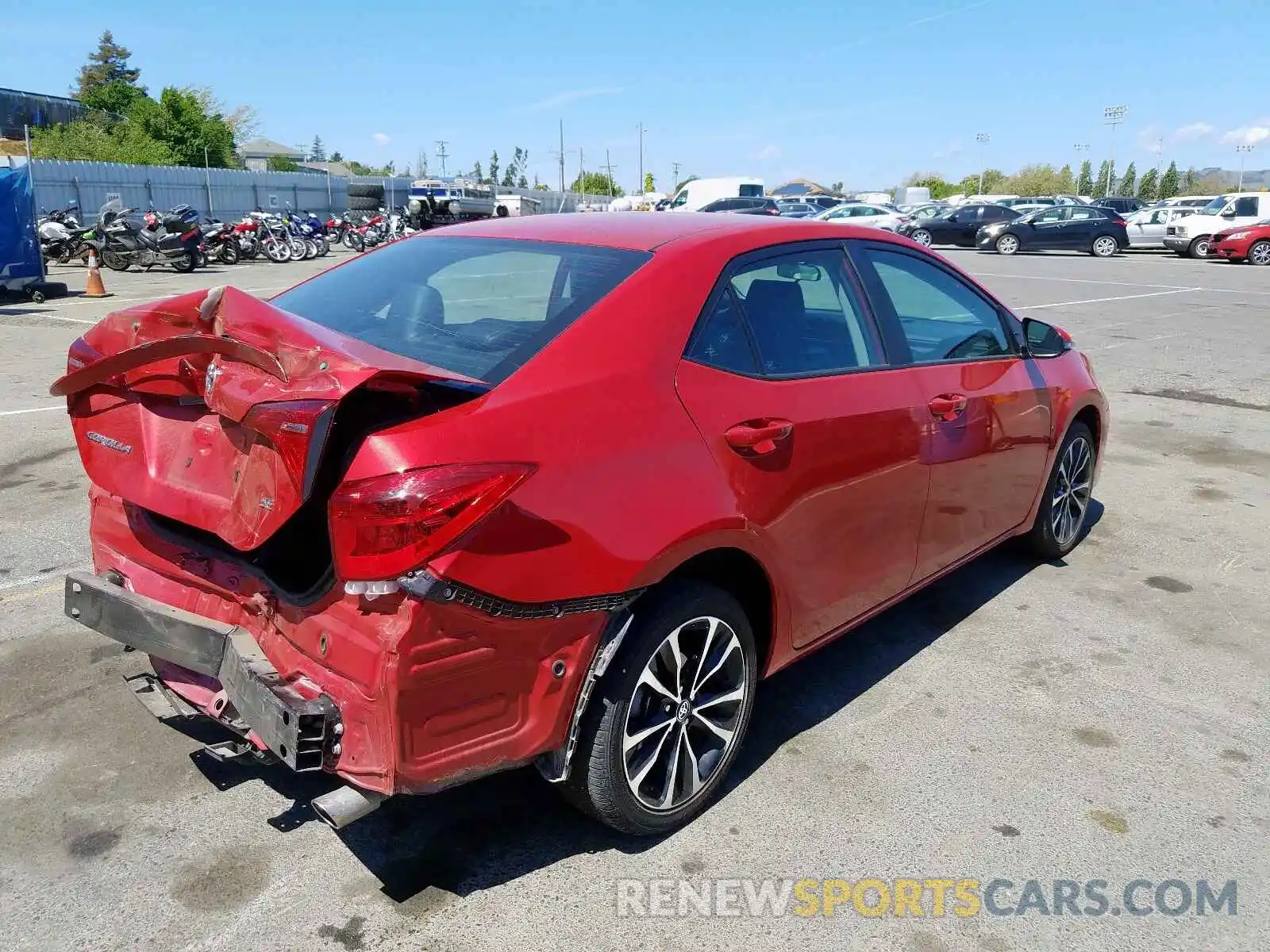 4 Photograph of a damaged car 5YFBURHE1KP871600 TOYOTA COROLLA 2019