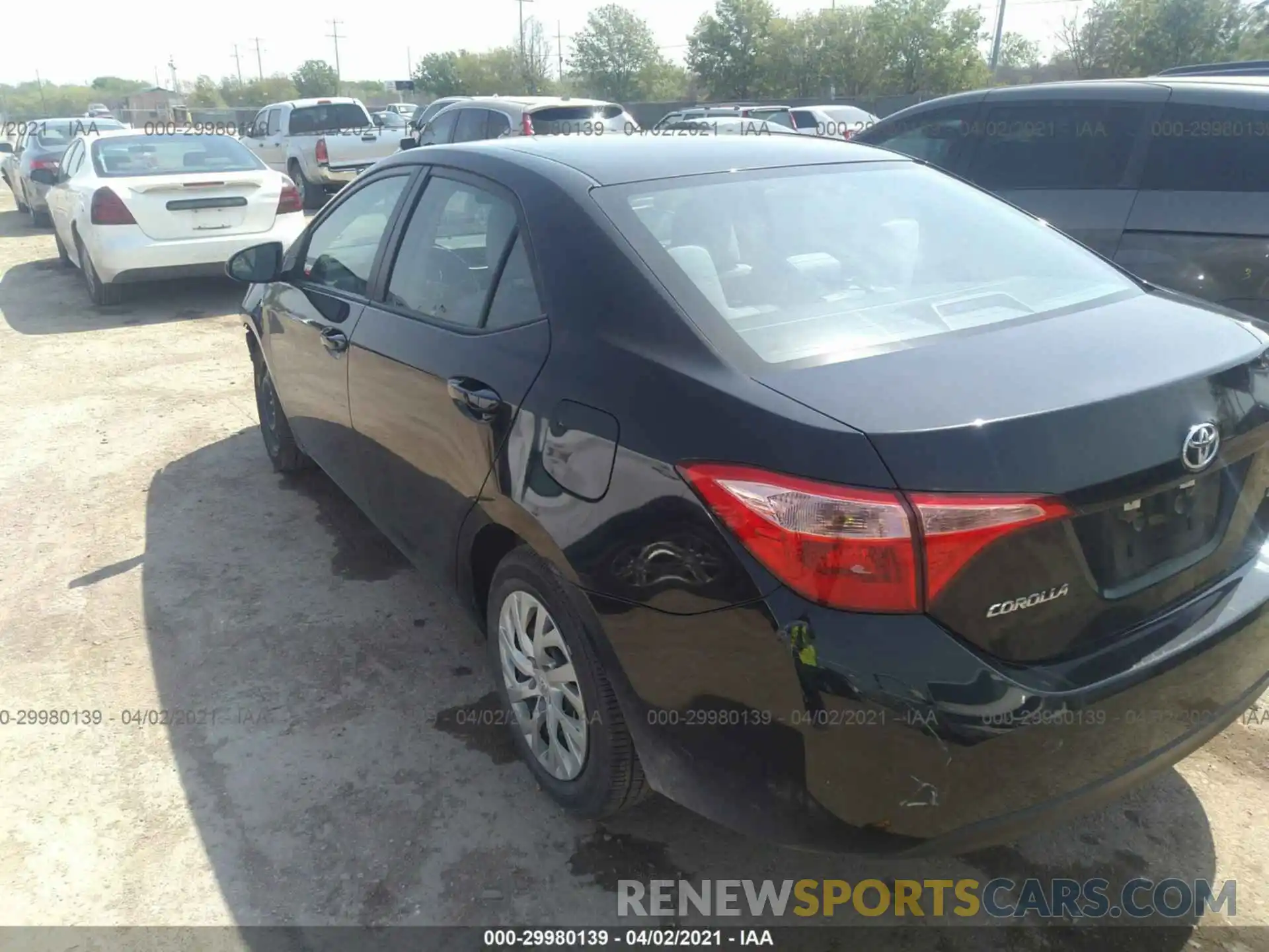 3 Photograph of a damaged car 5YFBURHE1KP871645 TOYOTA COROLLA 2019