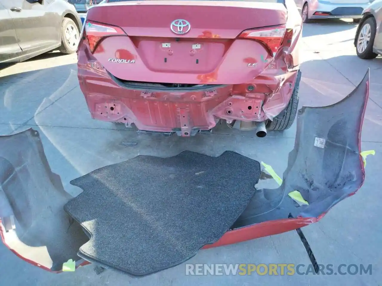 9 Photograph of a damaged car 5YFBURHE1KP872326 TOYOTA COROLLA 2019