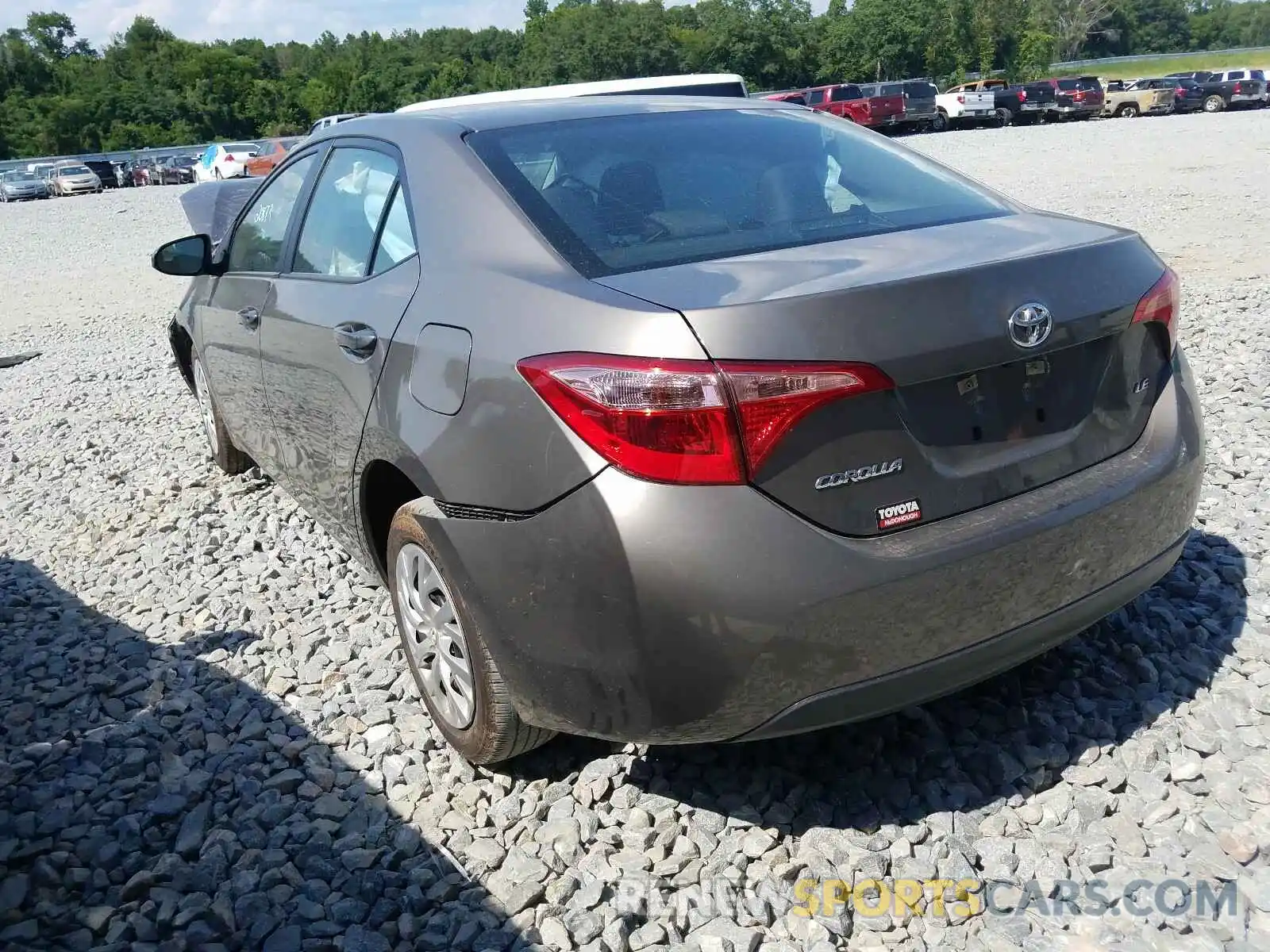 3 Photograph of a damaged car 5YFBURHE1KP873332 TOYOTA COROLLA 2019