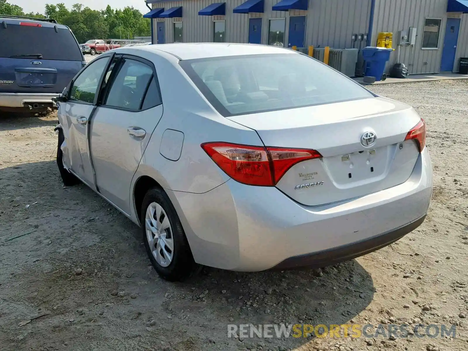 3 Photograph of a damaged car 5YFBURHE1KP873847 TOYOTA COROLLA 2019