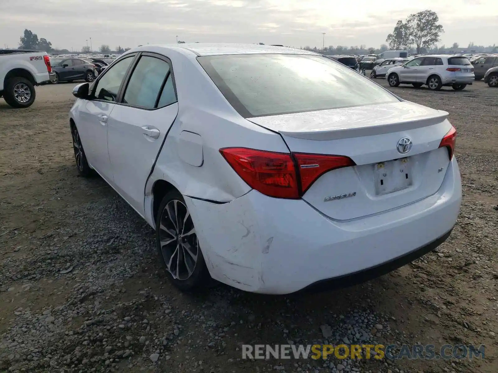 3 Photograph of a damaged car 5YFBURHE1KP874108 TOYOTA COROLLA 2019