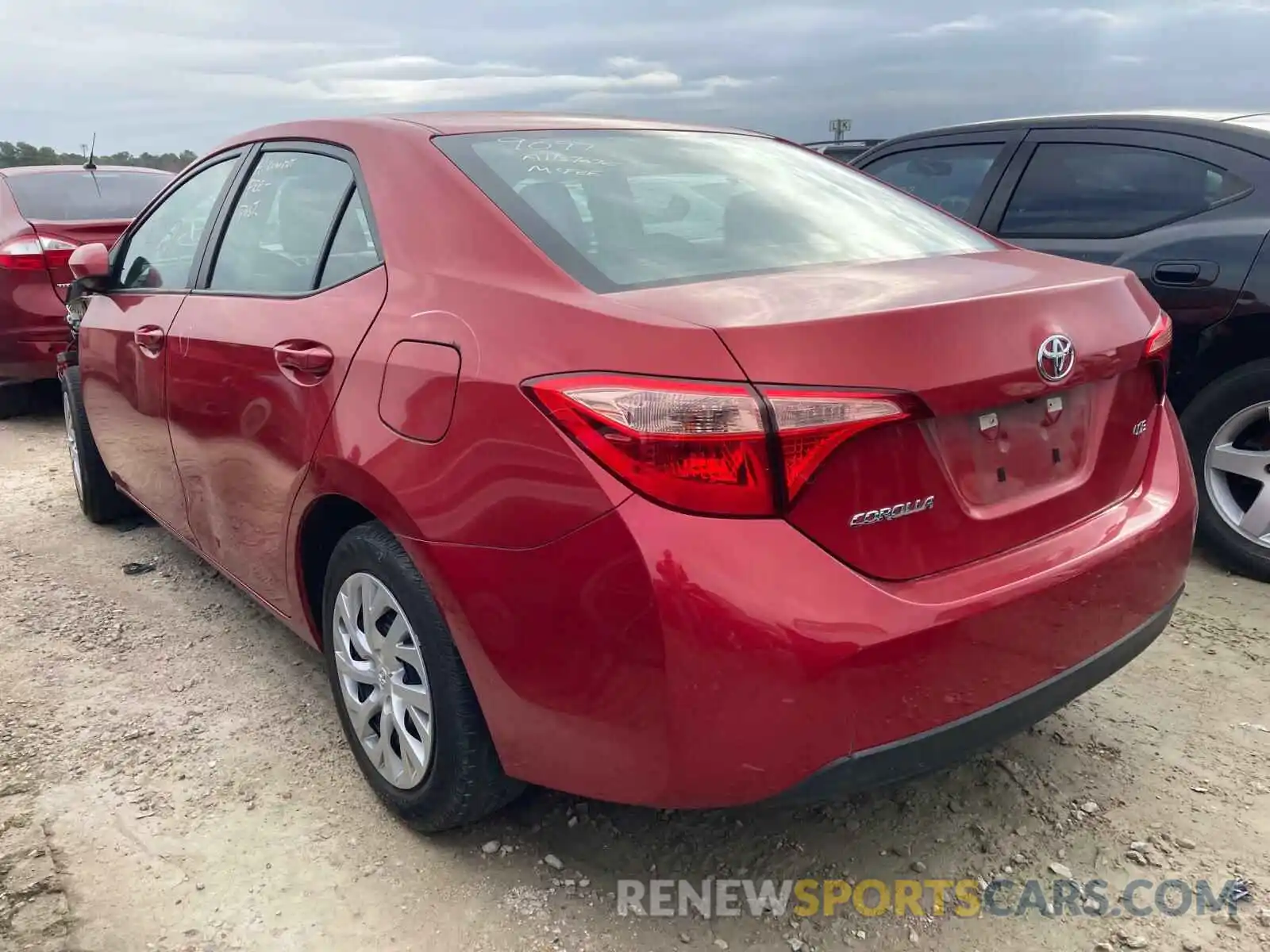 3 Photograph of a damaged car 5YFBURHE1KP874674 TOYOTA COROLLA 2019