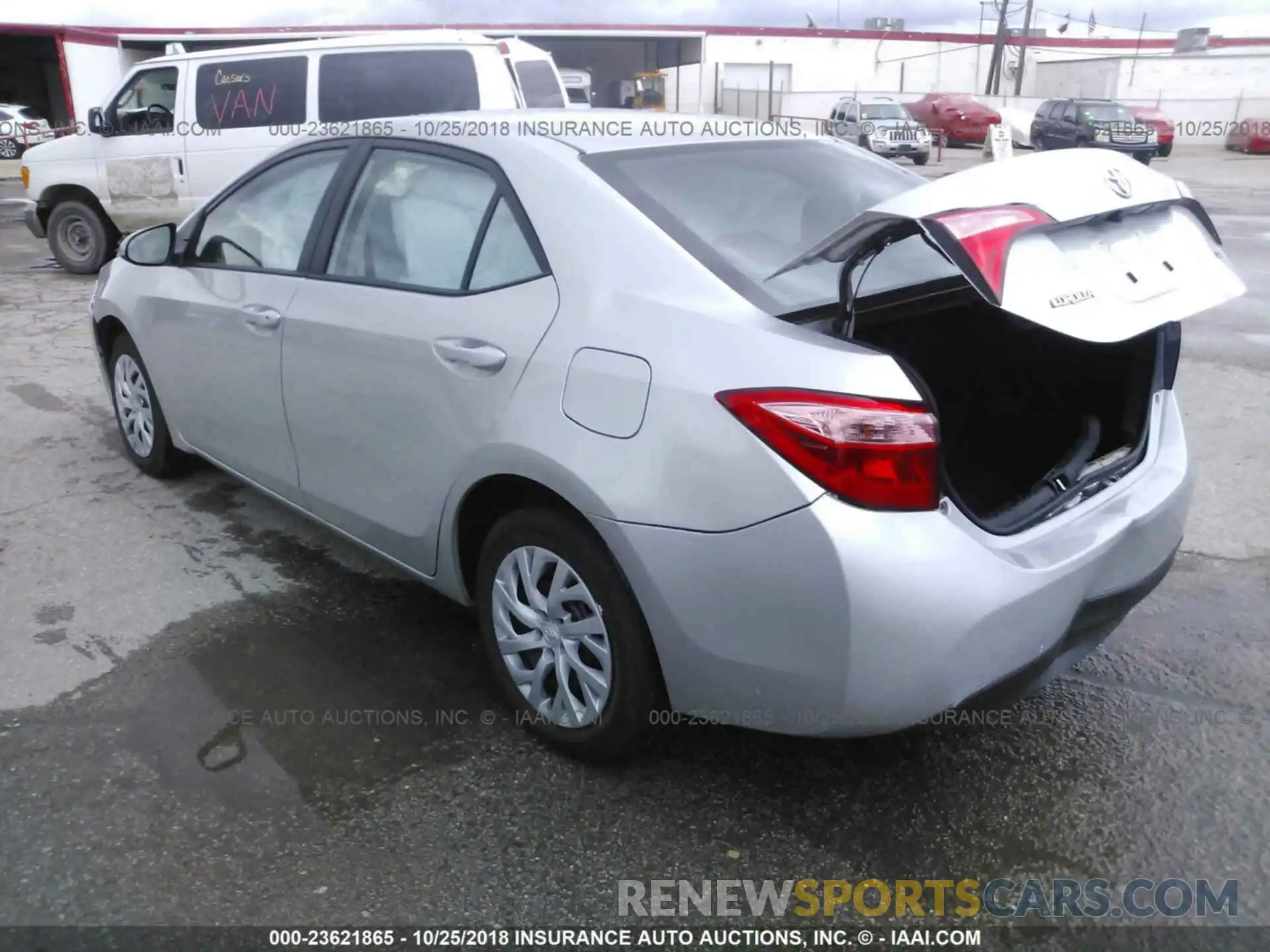 3 Photograph of a damaged car 5YFBURHE1KP875209 Toyota Corolla 2019