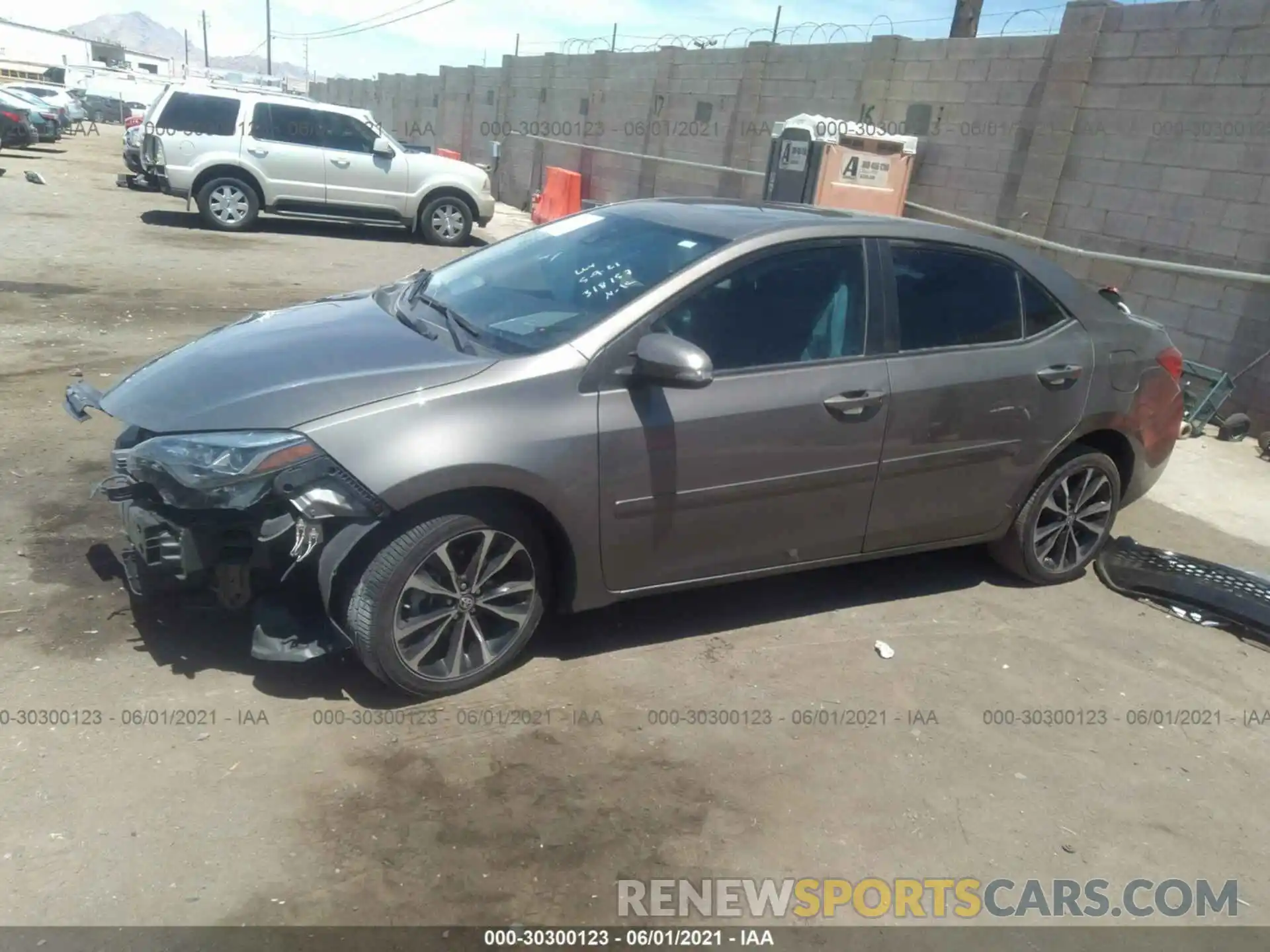 2 Photograph of a damaged car 5YFBURHE1KP875551 TOYOTA COROLLA 2019