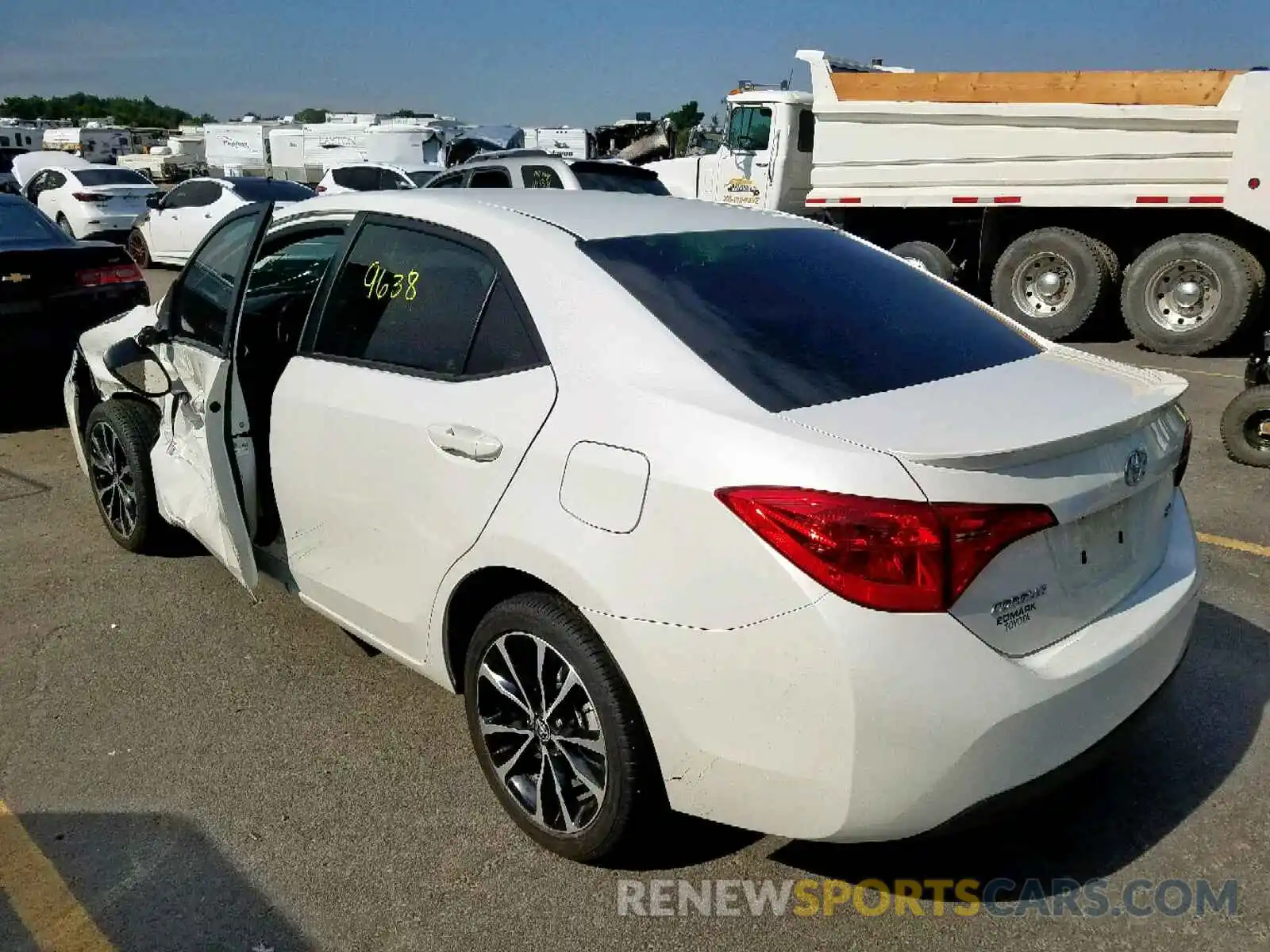 3 Photograph of a damaged car 5YFBURHE1KP875937 TOYOTA COROLLA 2019